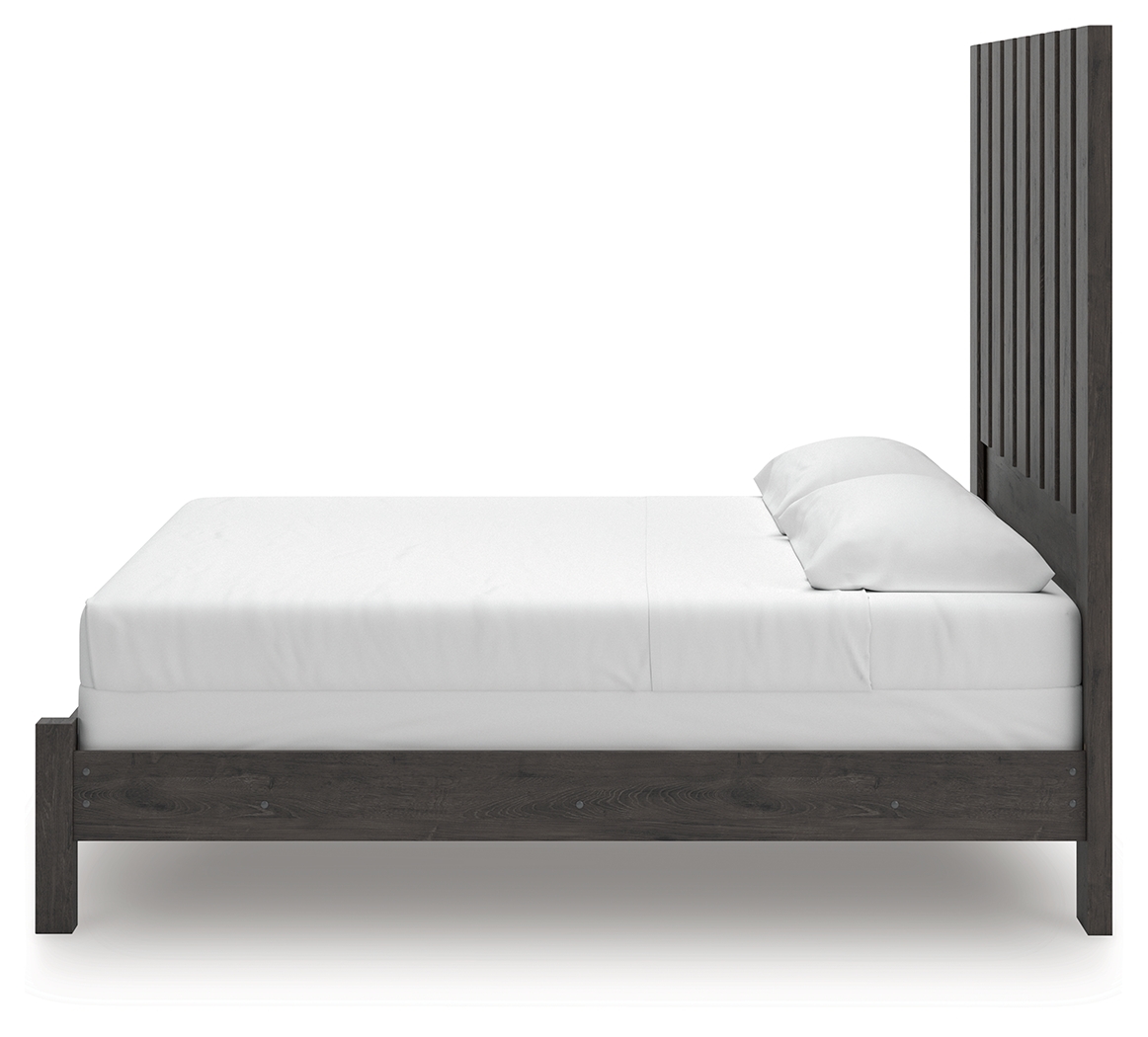 Signature Design by Ashley Fraluna King Panel Bed