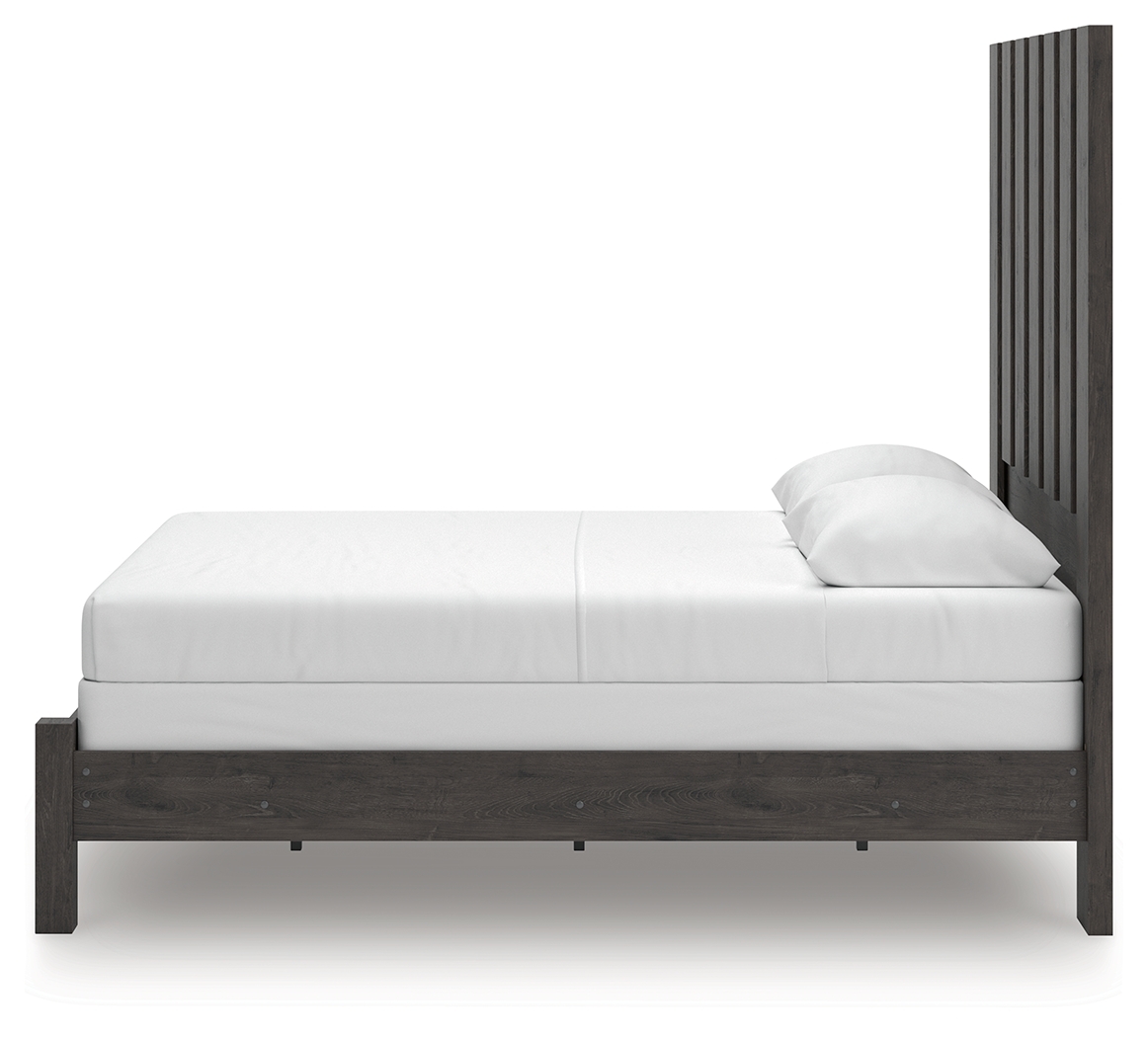 Signature Design by Ashley Fraluna Queen Panel Bed
