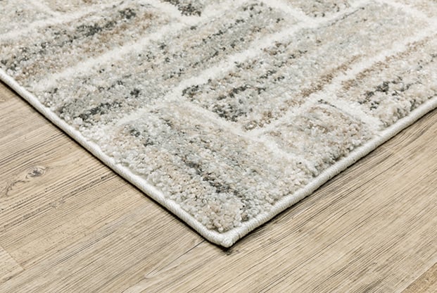 5' 3" X  7' 6"  Rug