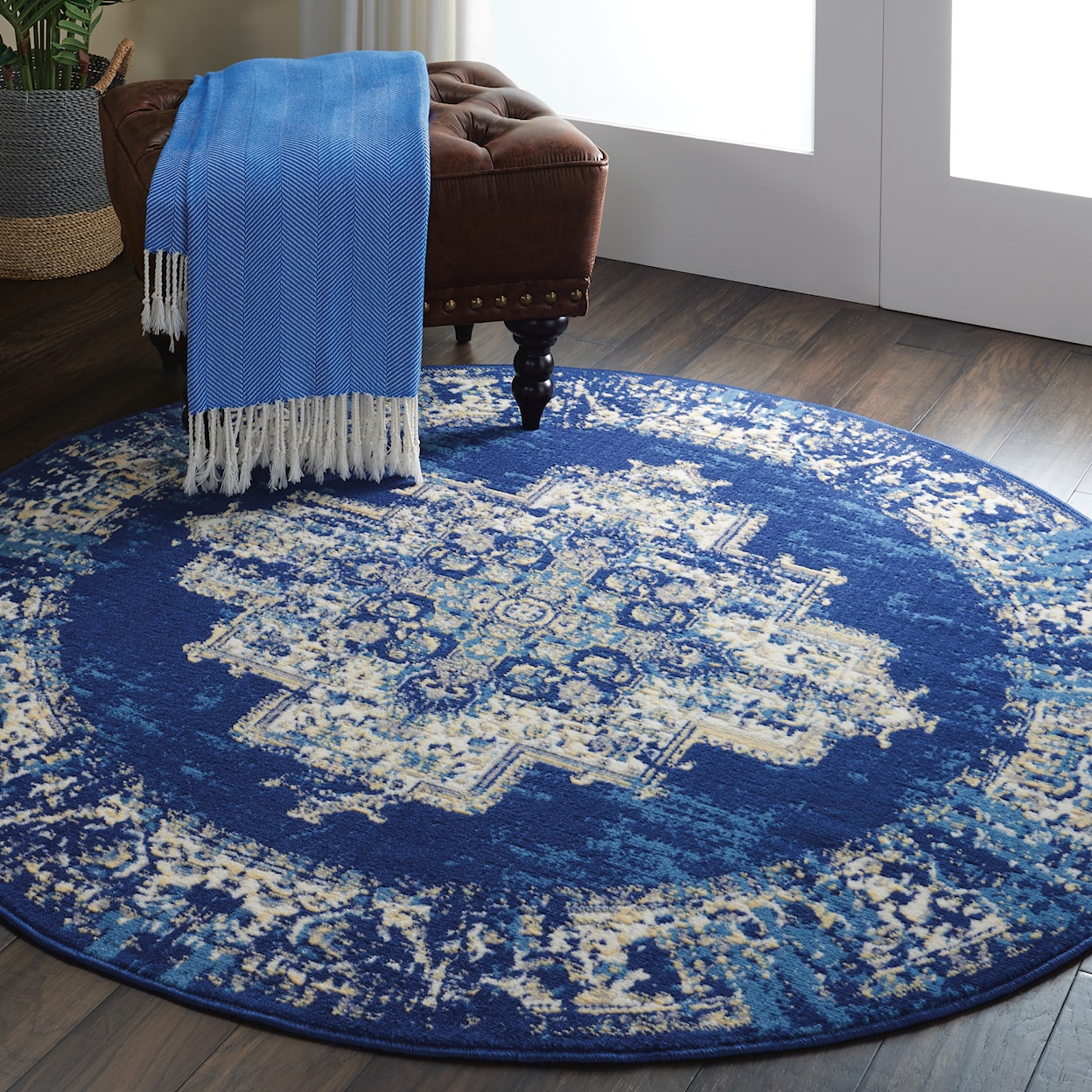 Nourison Grafix 5'3" Round  Rug