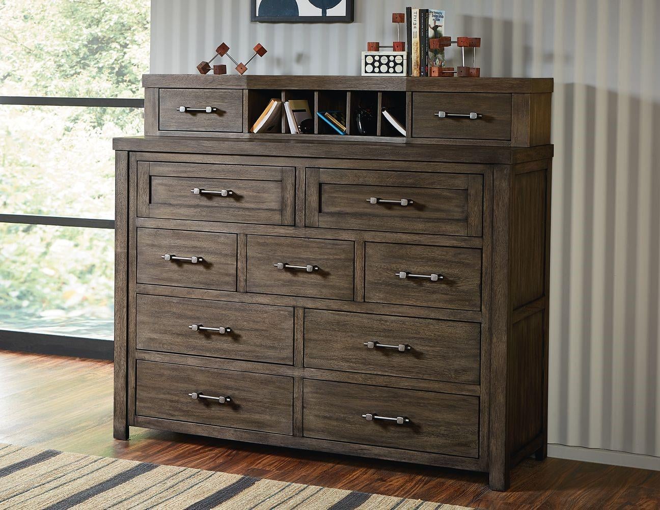 9-Drawer Bureau