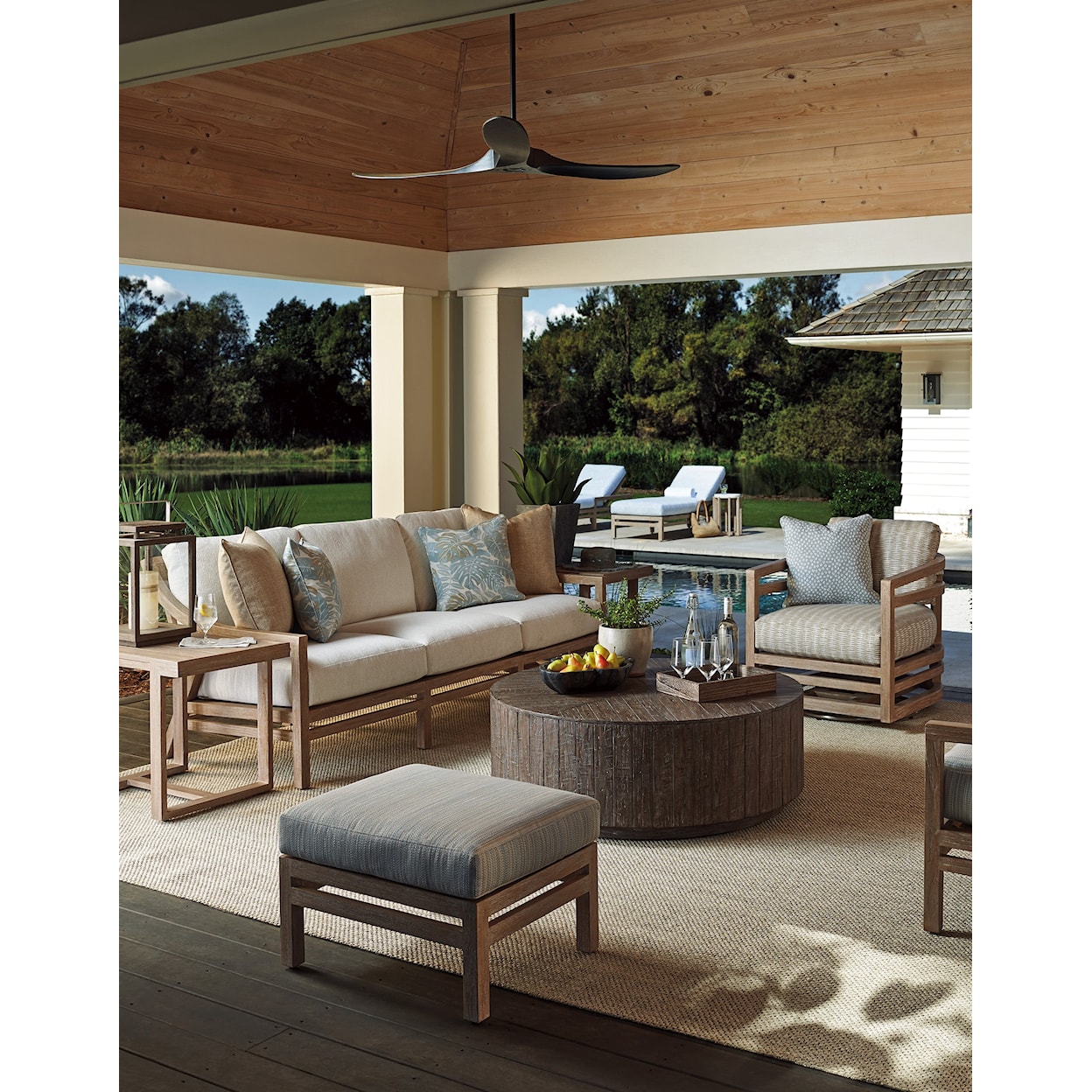 Tommy Bahama Outdoor Living Stillwater Cove Outdoor Sofa