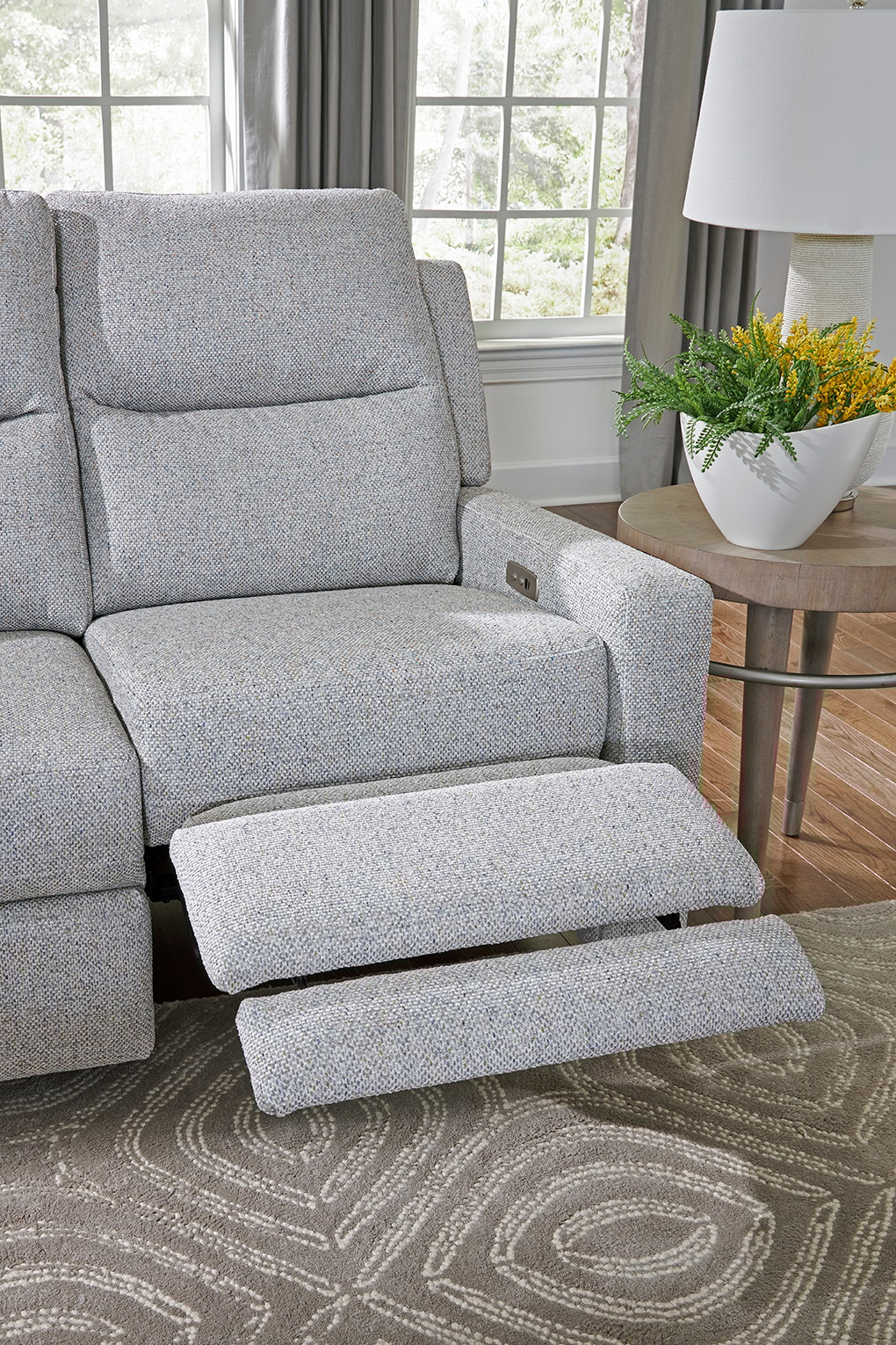 England EZ4F00/H Series Dual Power Reclining Sofa