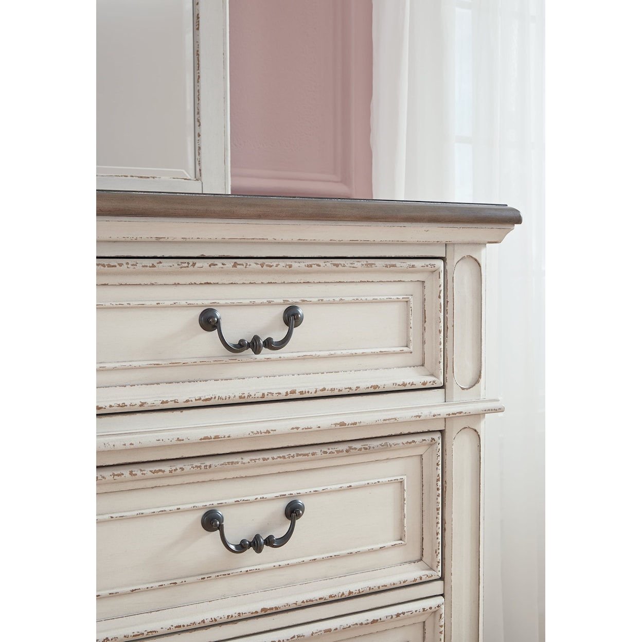 Michael Alan Select Realyn Dresser and Mirror
