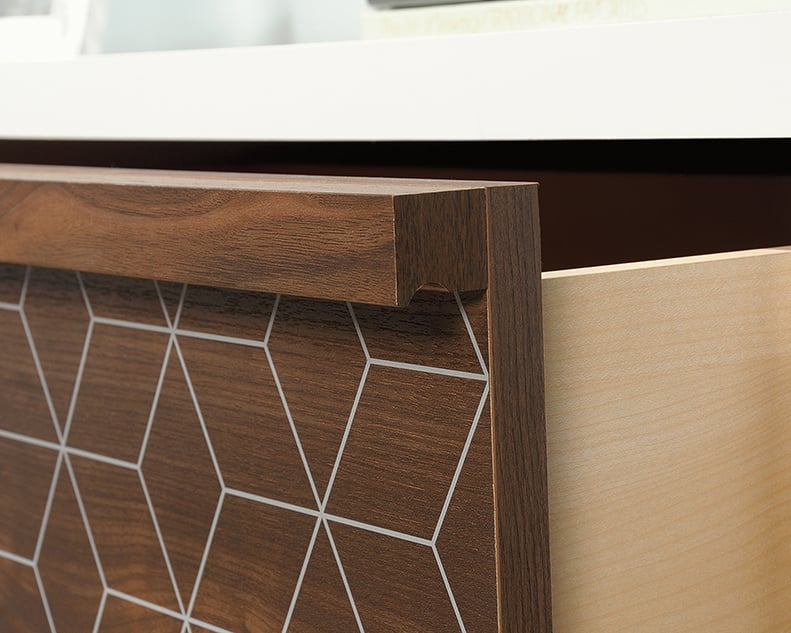 Sauder HARVEY PARK Harvey Park Dresser