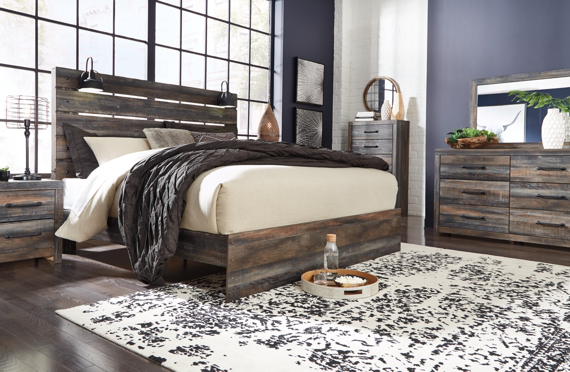 Signature Design by Ashley Drystan King Panel Bed