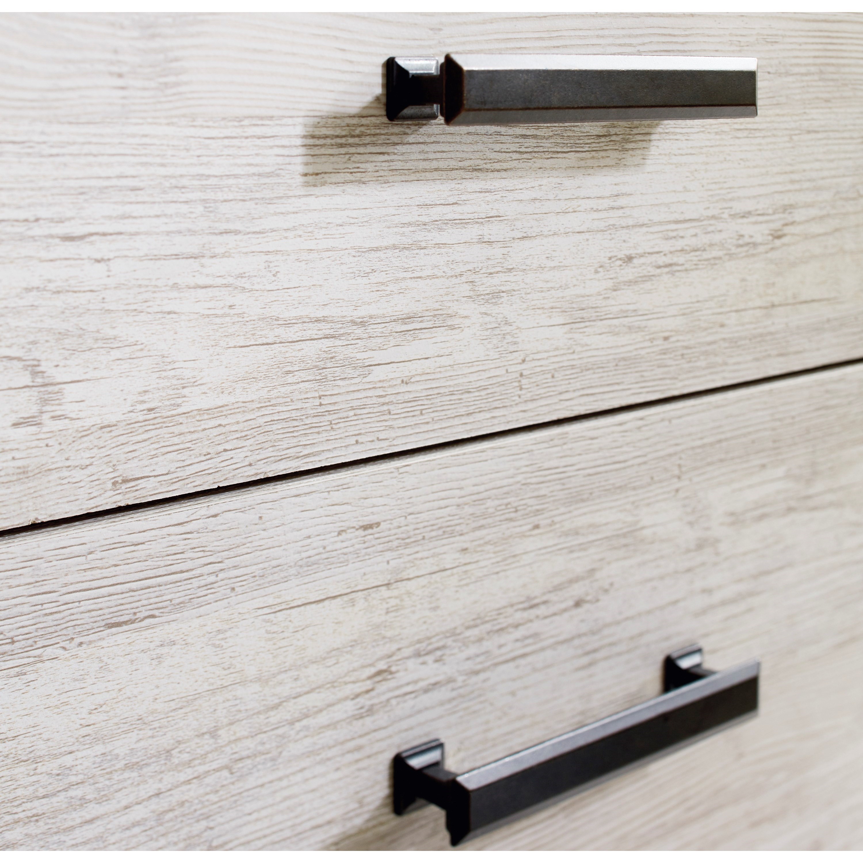 Signature Design by Ashley Shawburn 6-Drawer Dresser