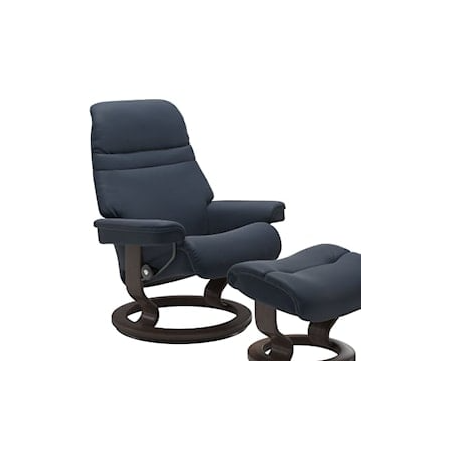 Medium Reclining Chair with Classic Base
