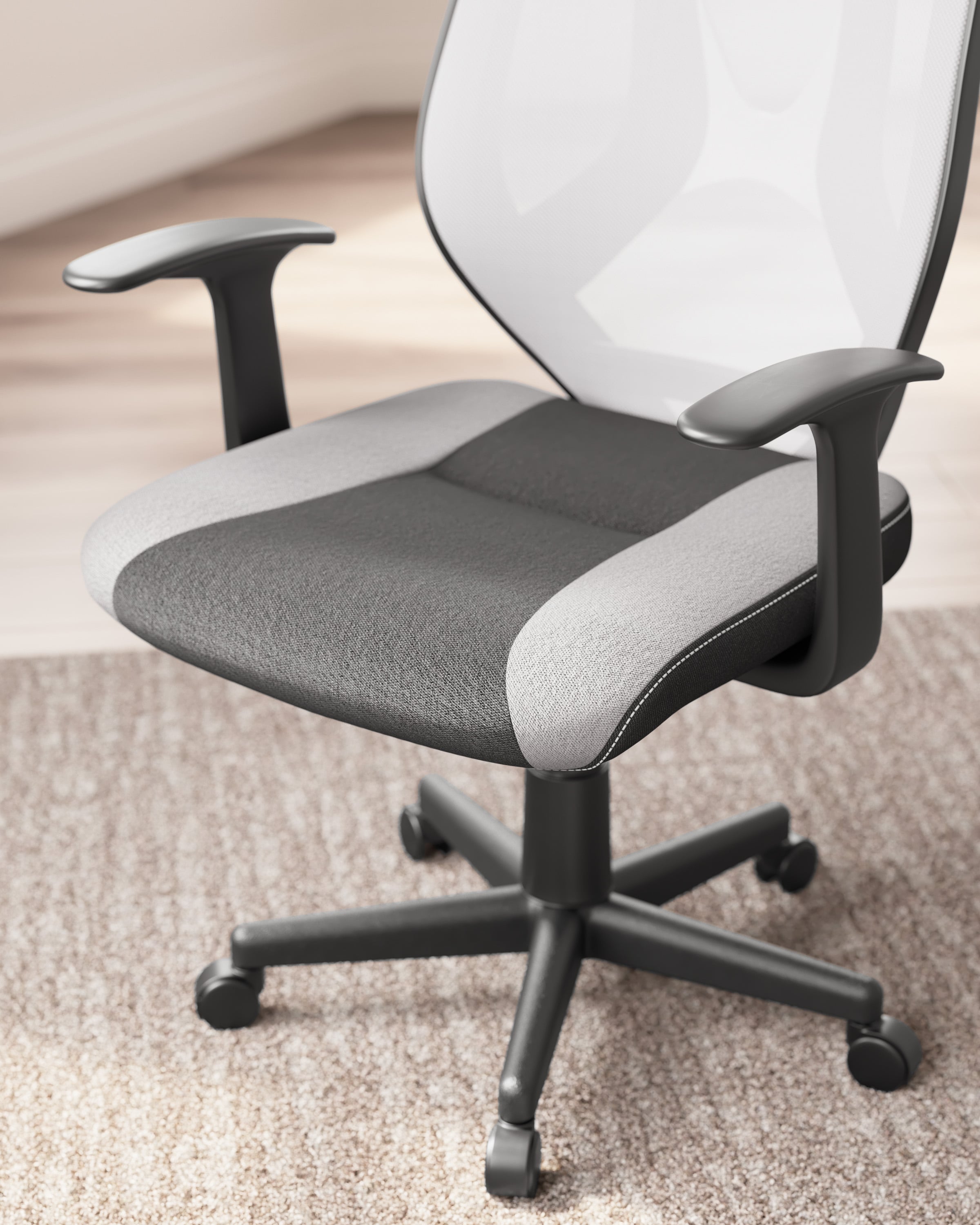 Signature Design by Ashley Beauenali H19009 Home Office Desk Chair