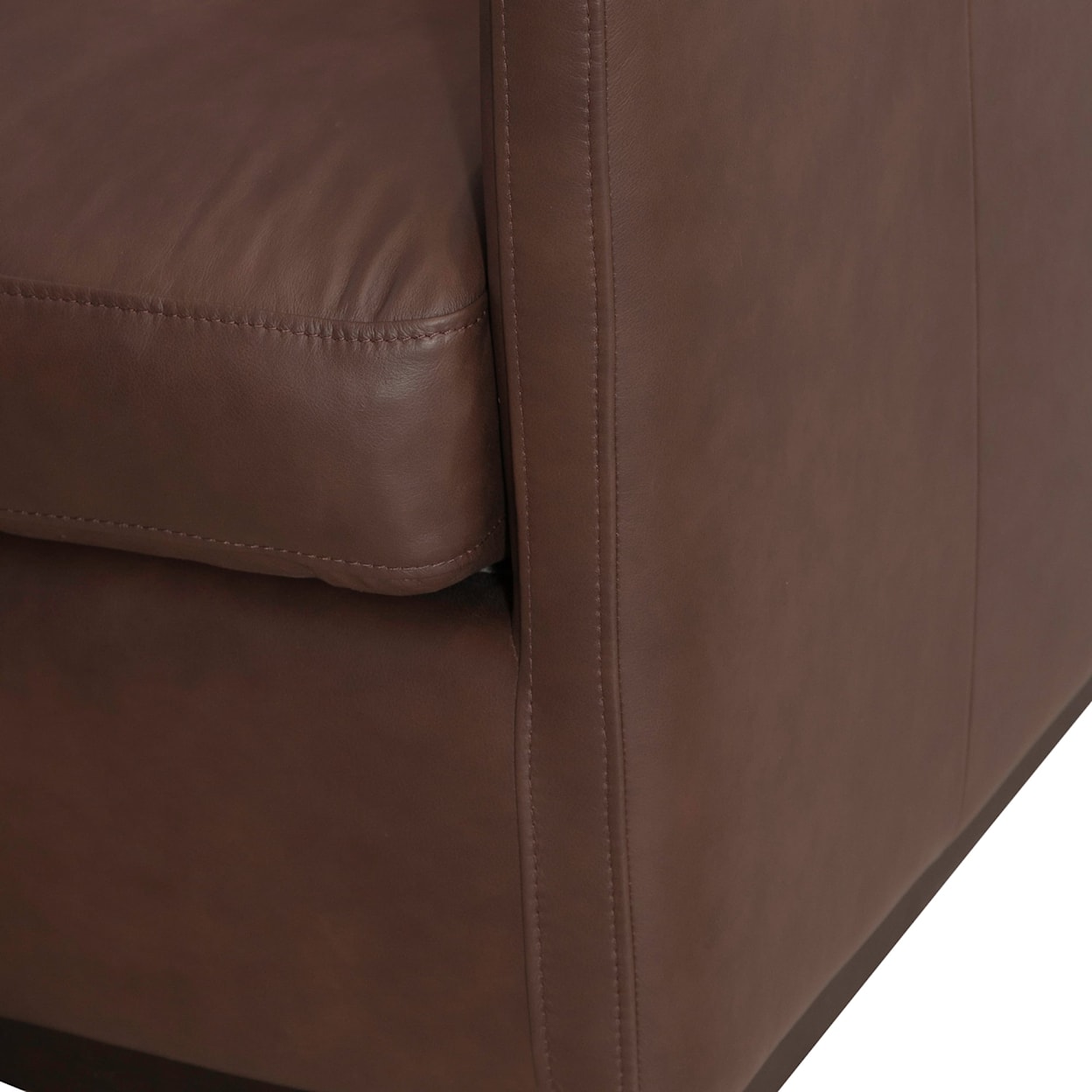 Liberty Furniture Weston Leather Swivel Accent Chair - Timber