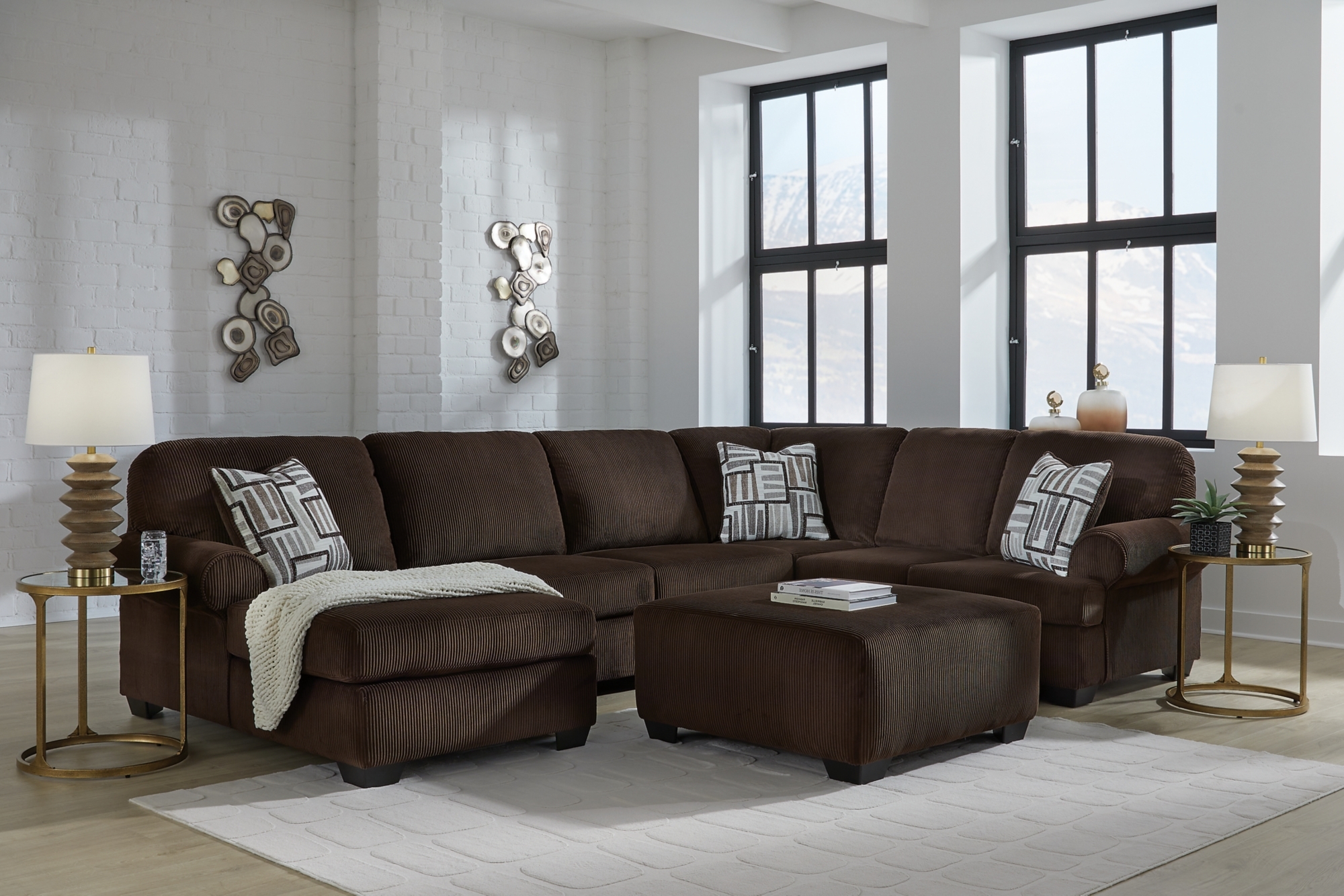 Sectional With Chaise