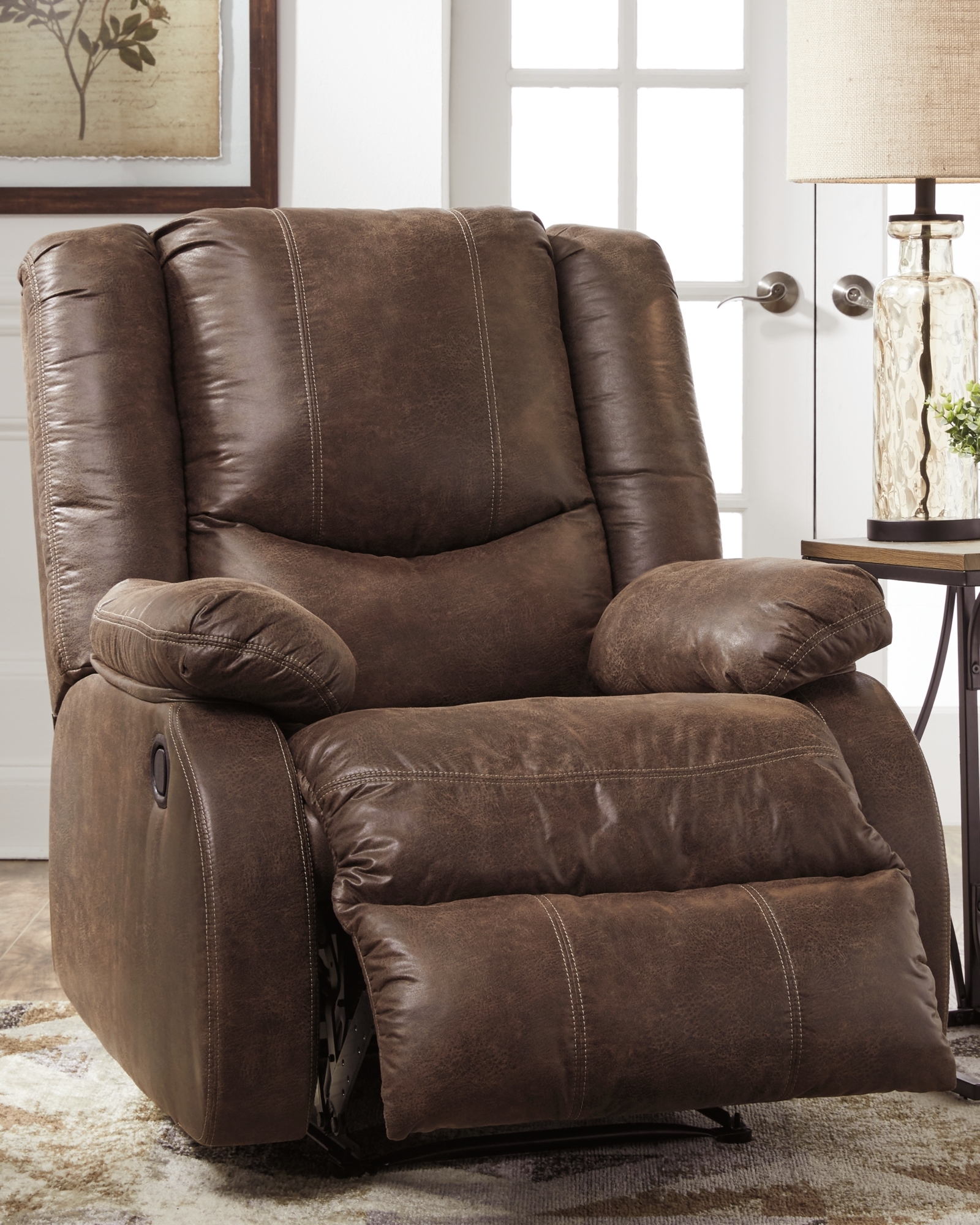 Zero Wall Recliner