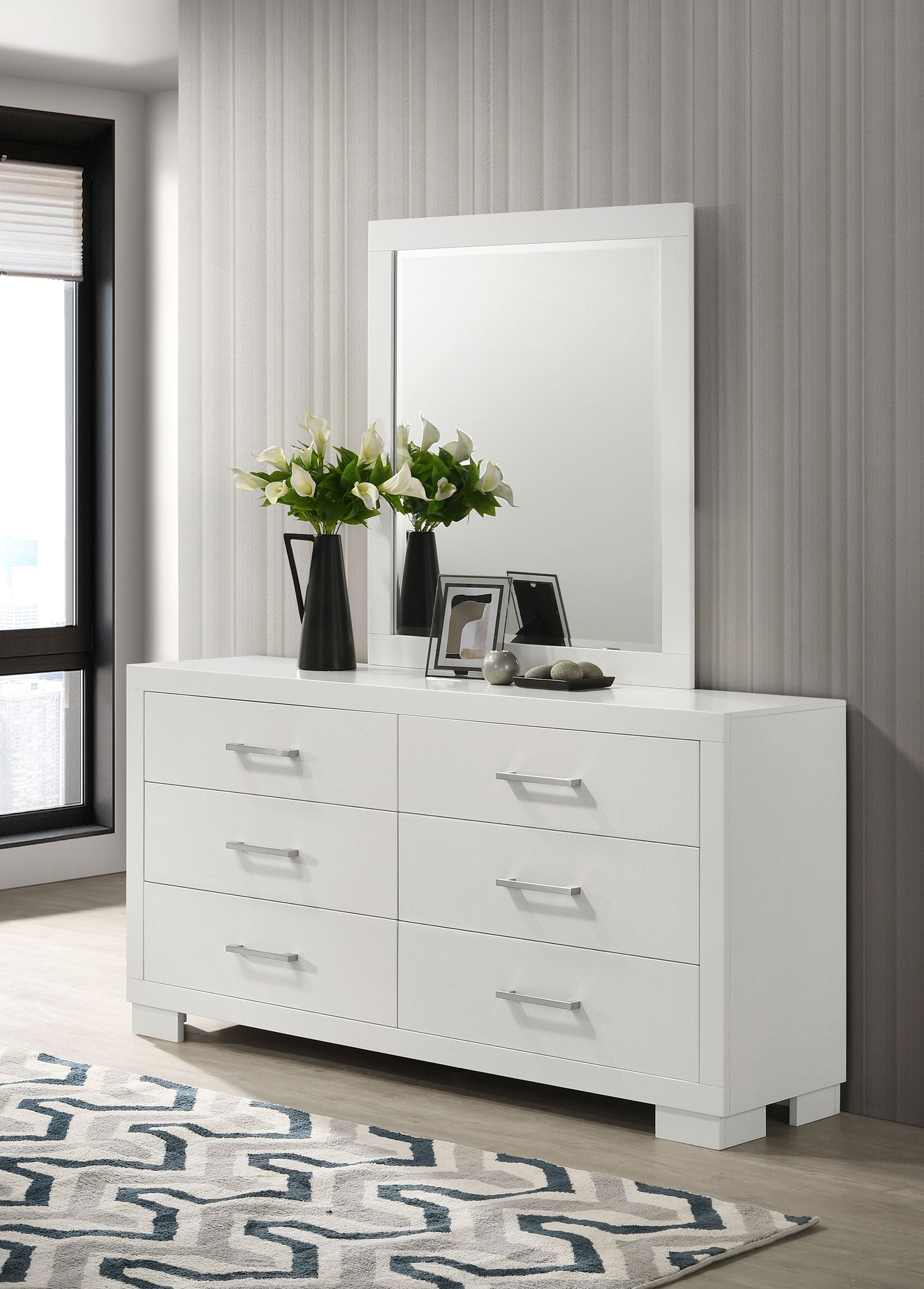 Coaster Jessica Dresser w/ Mirror Snow