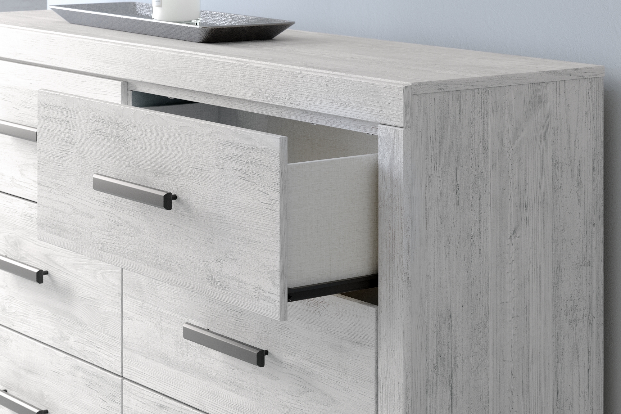Signature Design by Ashley Cayboni 6-Drawer Dresser