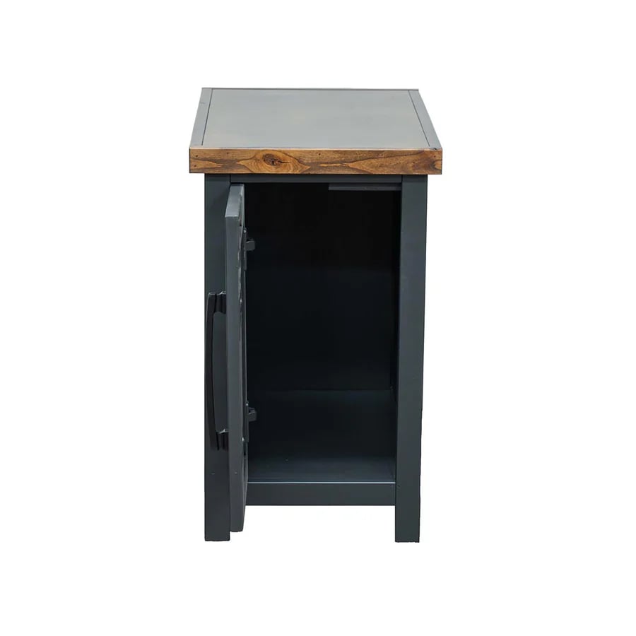 Legends Furniture Essex Chairside Table