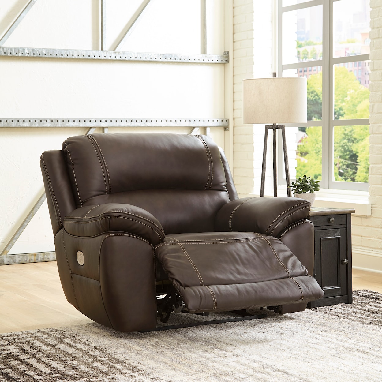 Signature Design Dunleith Power Recliner