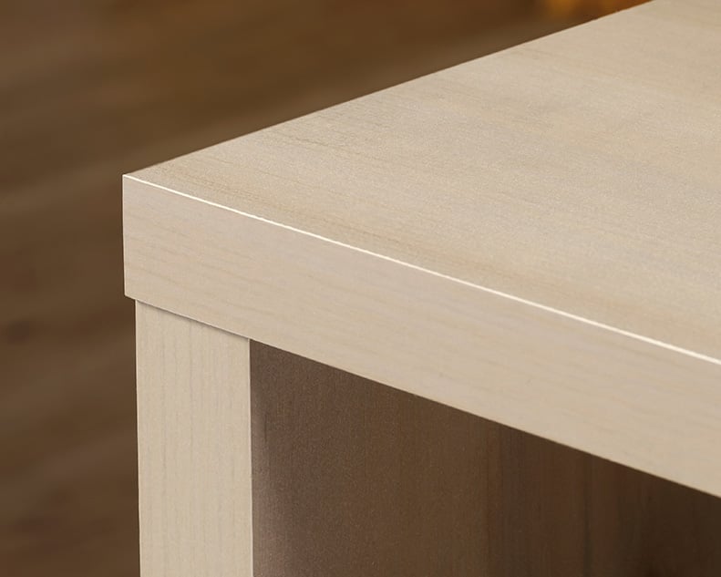 Sauder HARVEY PARK Harvey Park Entertainment Credenza