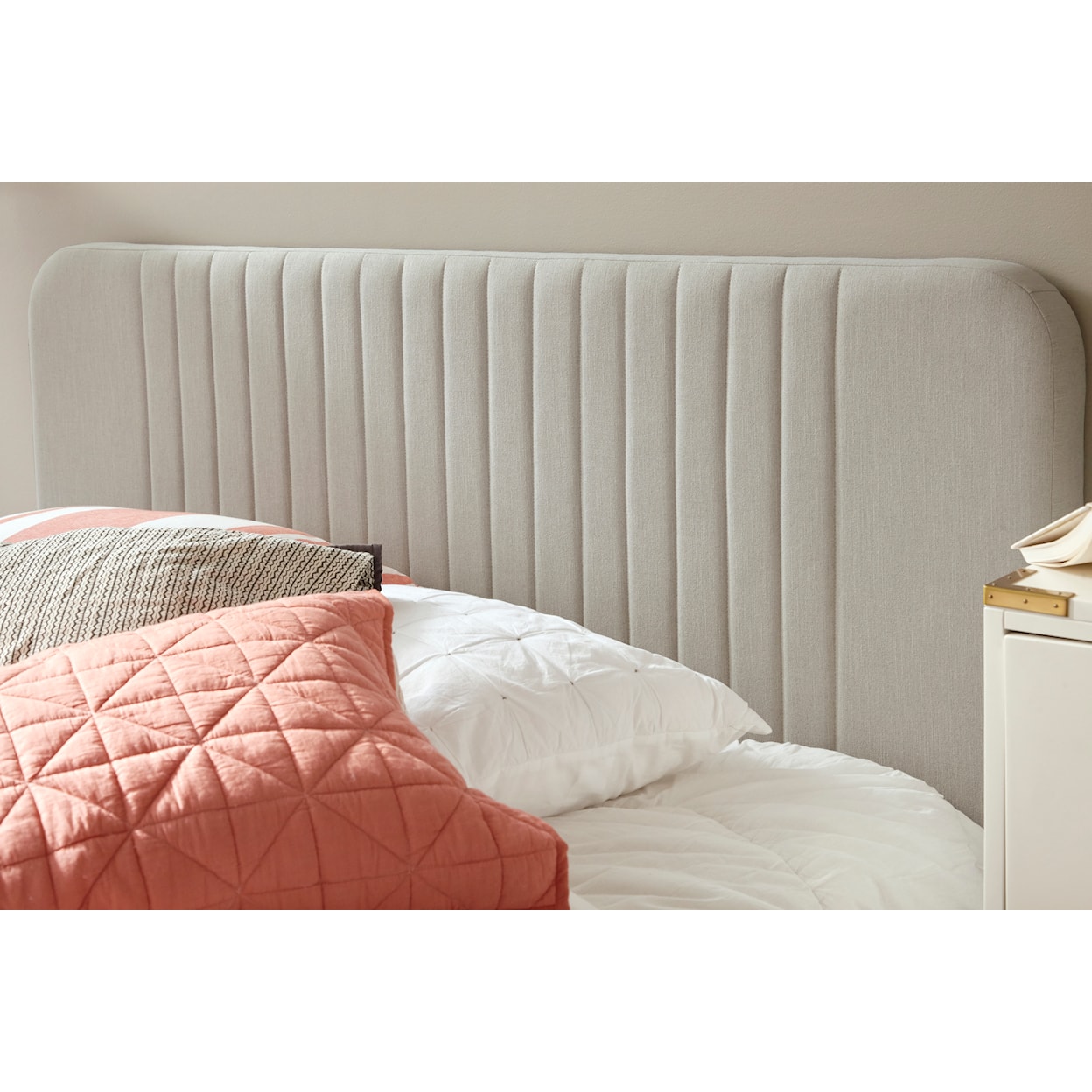 Accentrics Home Fashion Beds Queen Upholstered Bed