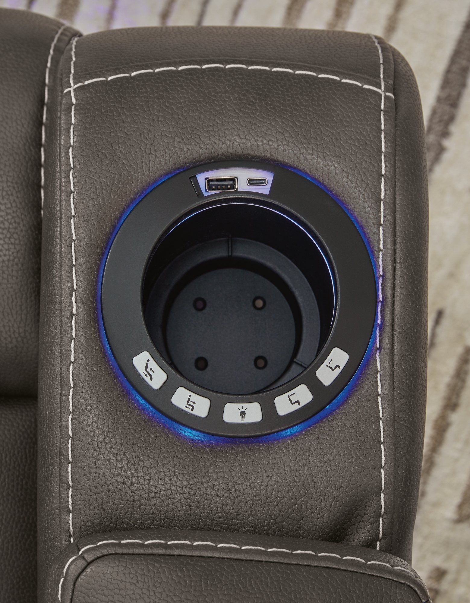 Signature Design by Ashley Feazada Pwr Recliner/Adj Headrest