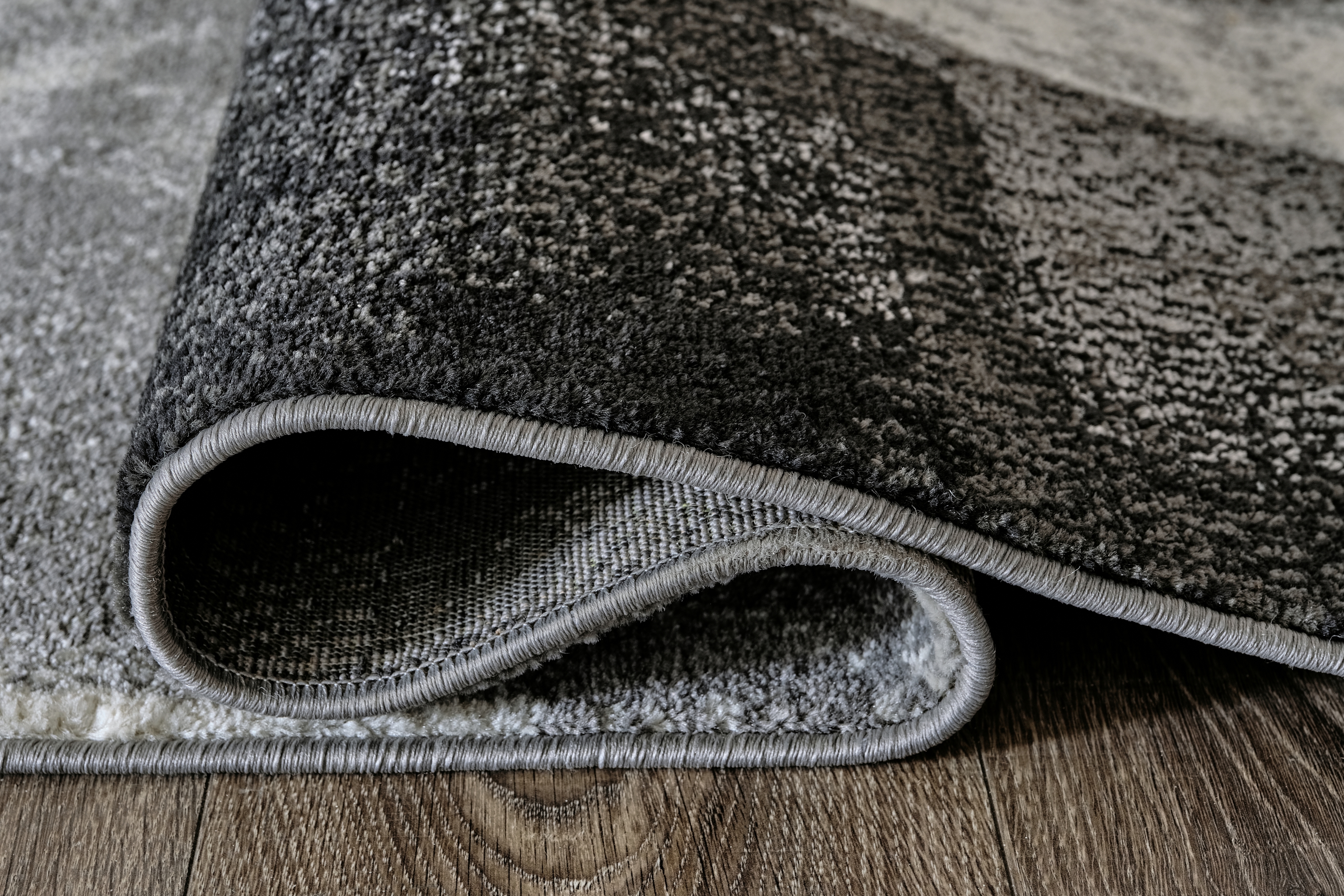 Signature Design by Ashley Brycebourne Medium Rug