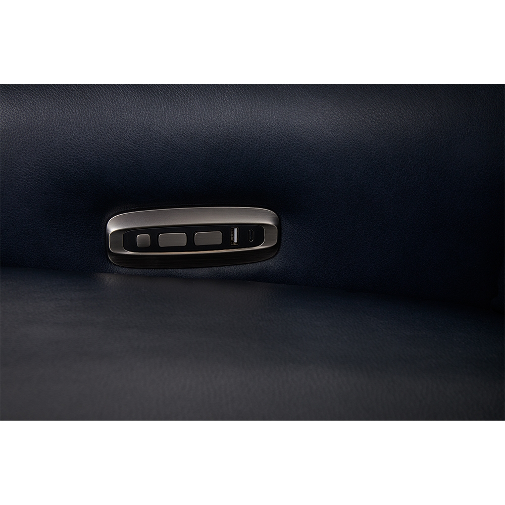 La-Z-Boy Clybourn Power Reclining Loveseat w/ Headrest