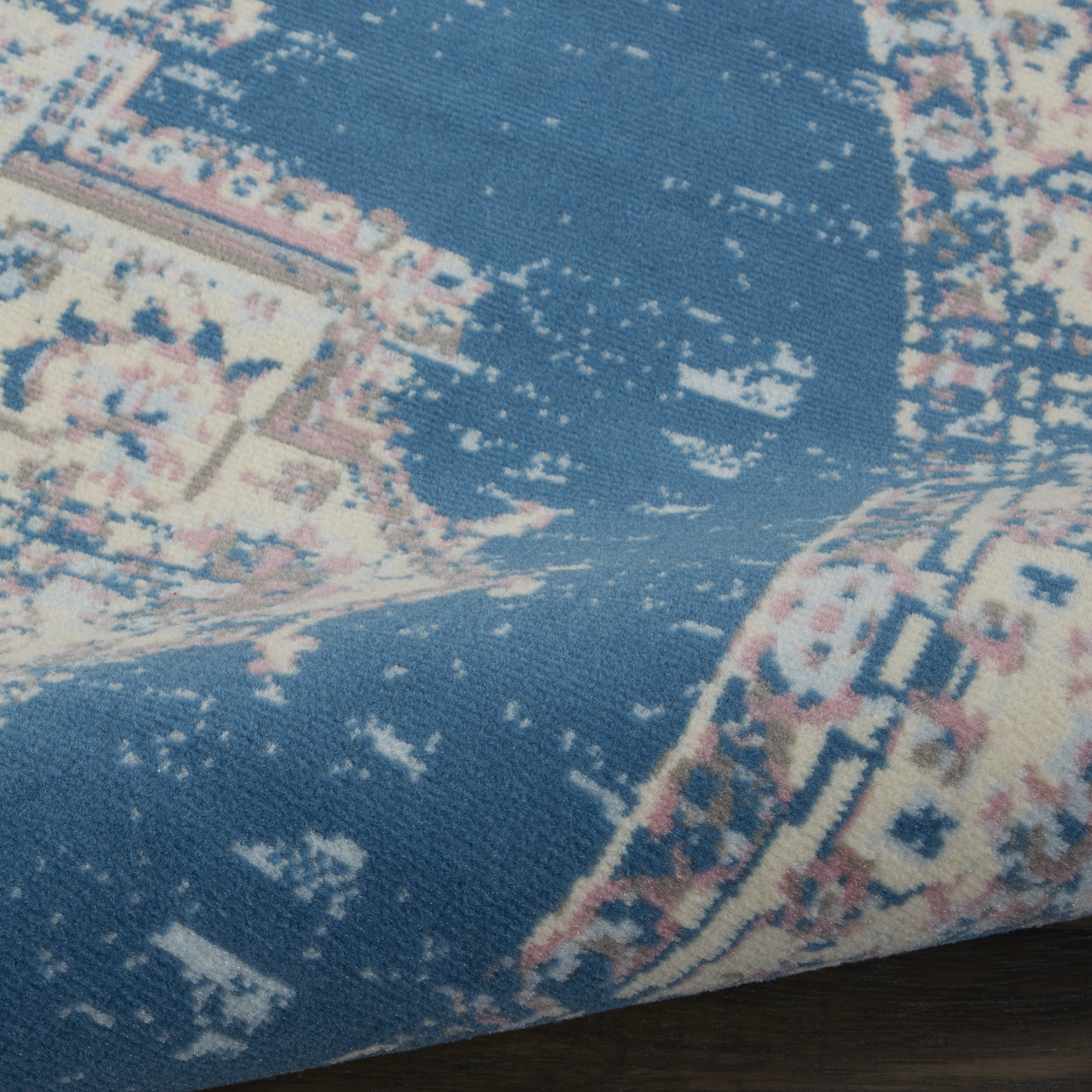 Nourison Grafix 8' Round  Rug