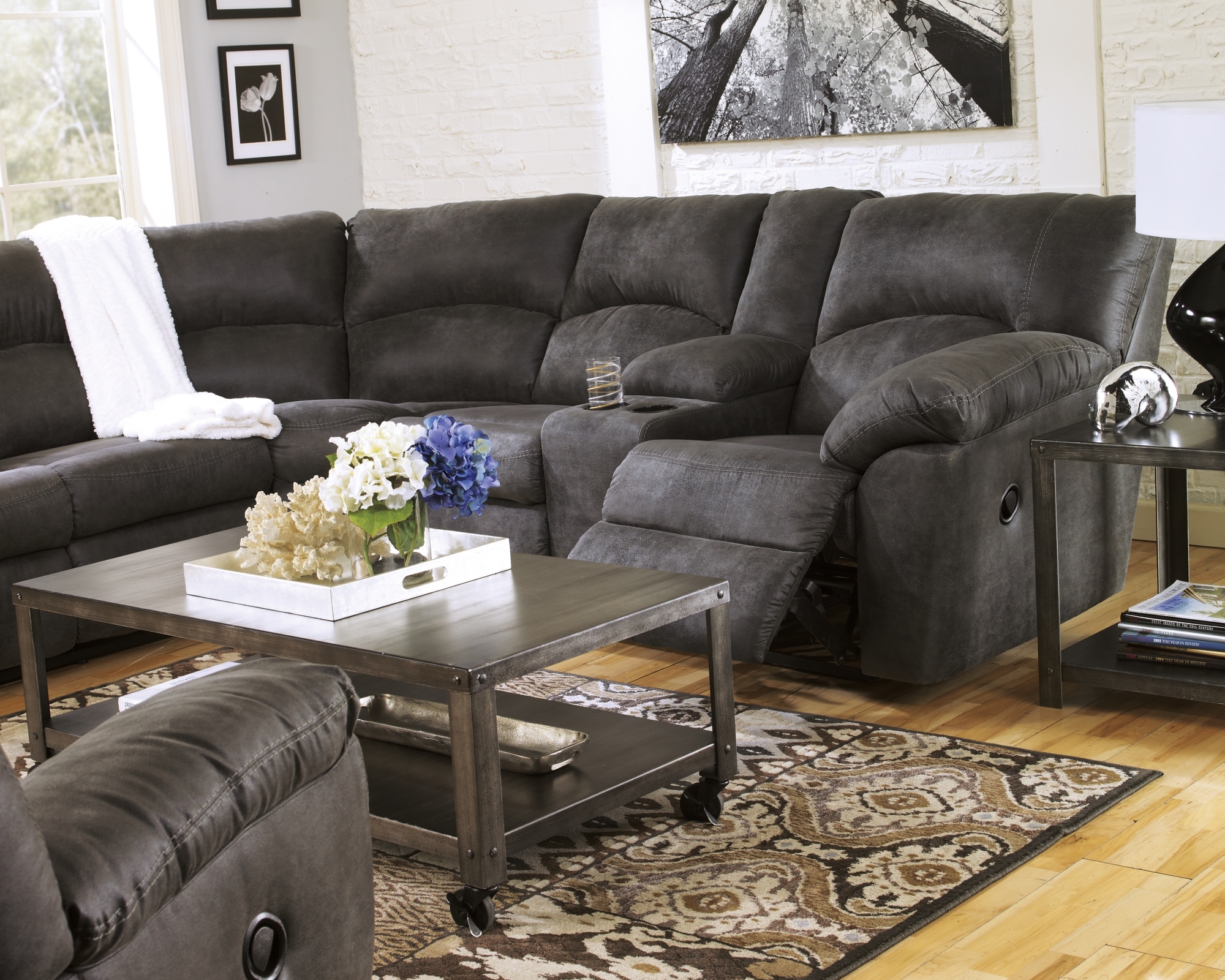 Reclining Sectional