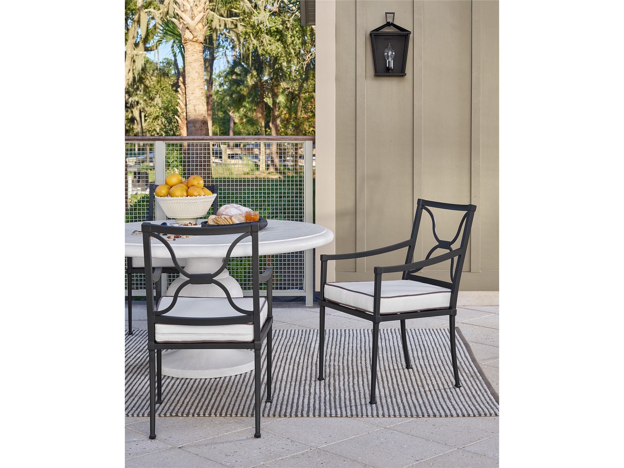 Outdoor Dining Arm Chair