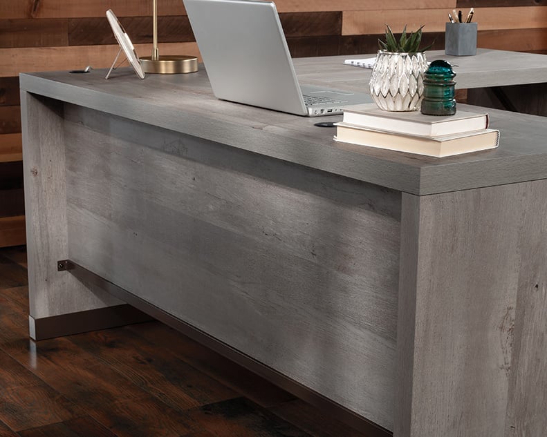 Manhattan Gate L-Shaped Desk