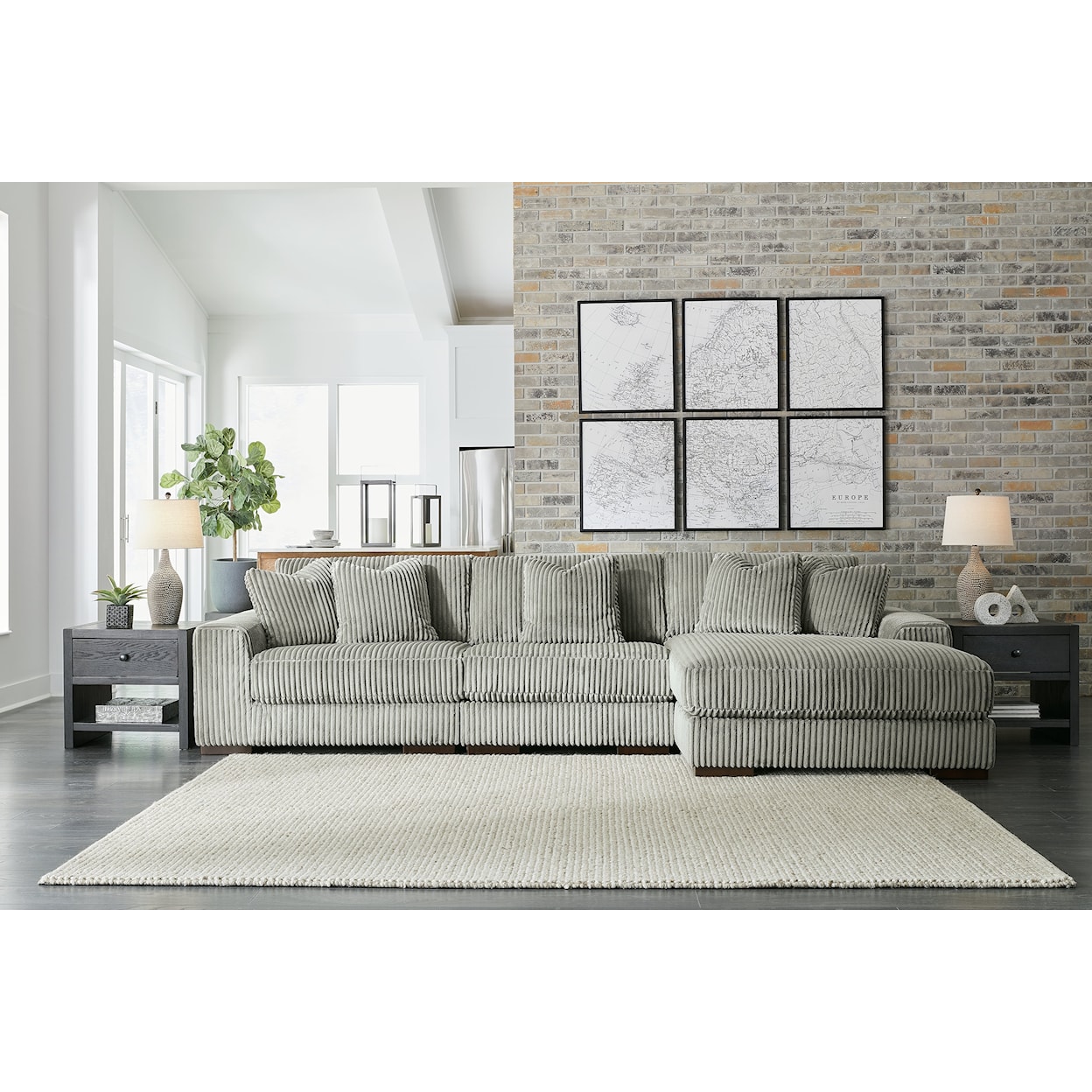 StyleLine Lindyn 3-Piece Sectional With Chaise