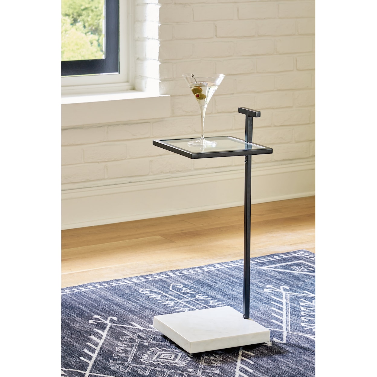 Benchcraft Mannill Accent Table