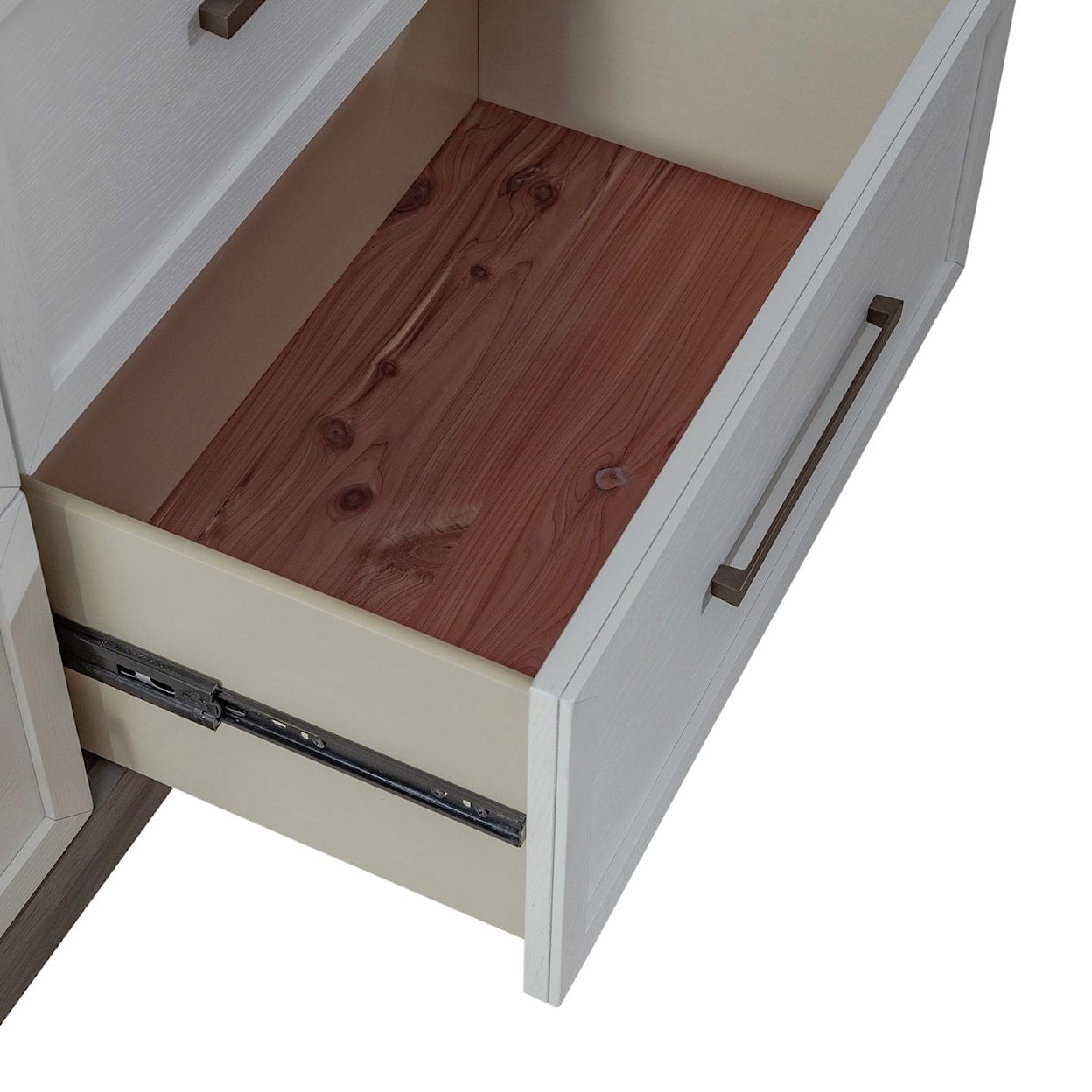 Libby Palmetto Heights 9-Drawer Chesser