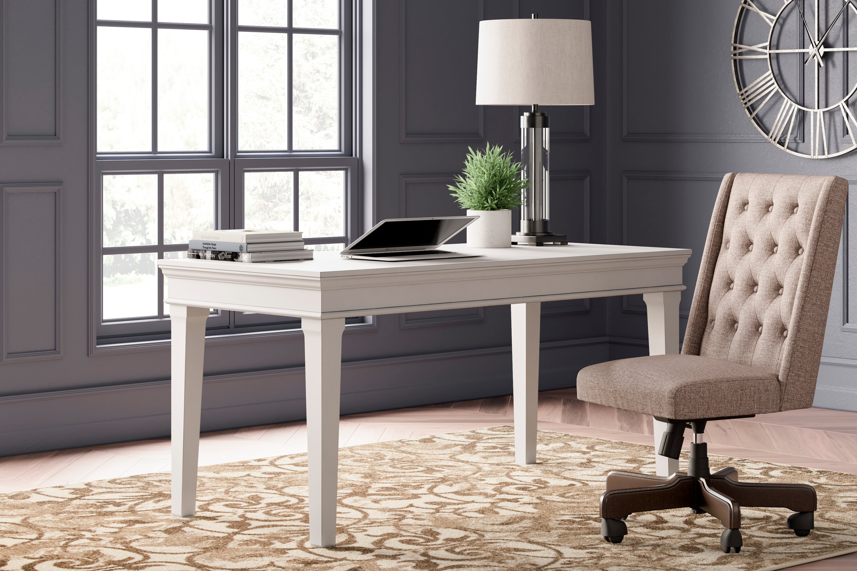 Signature Design by Ashley Kanwyn Home Office Desk