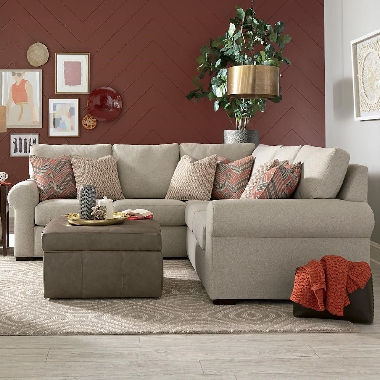 England Ailor Sectional