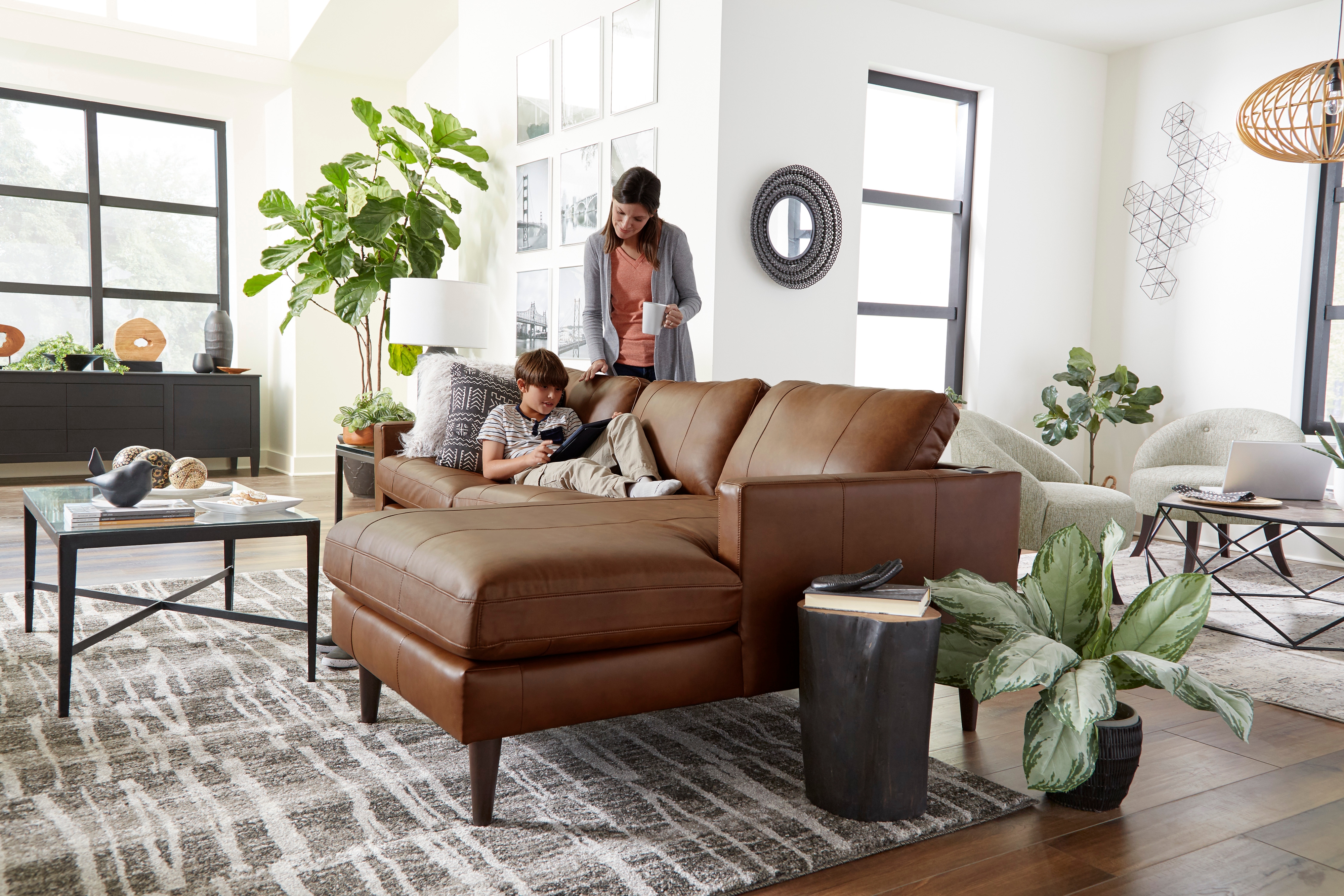 Best Home Furnishings Trafton Leather Chaise Sofa w/ USB Port & Wood Feet