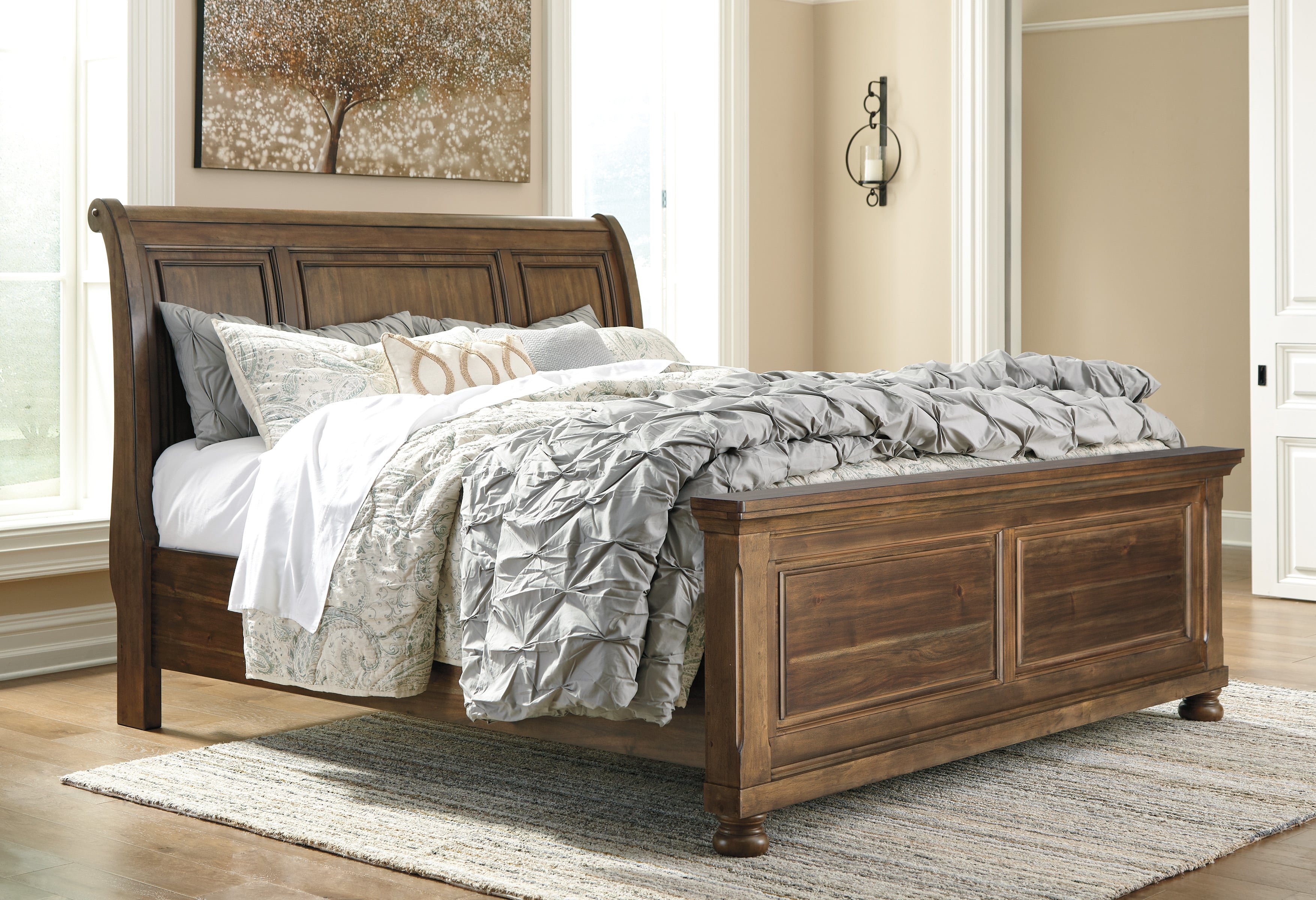 Ashley Signature Design Flynnter B719B22 Queen Sleigh Bed | Dunk ...