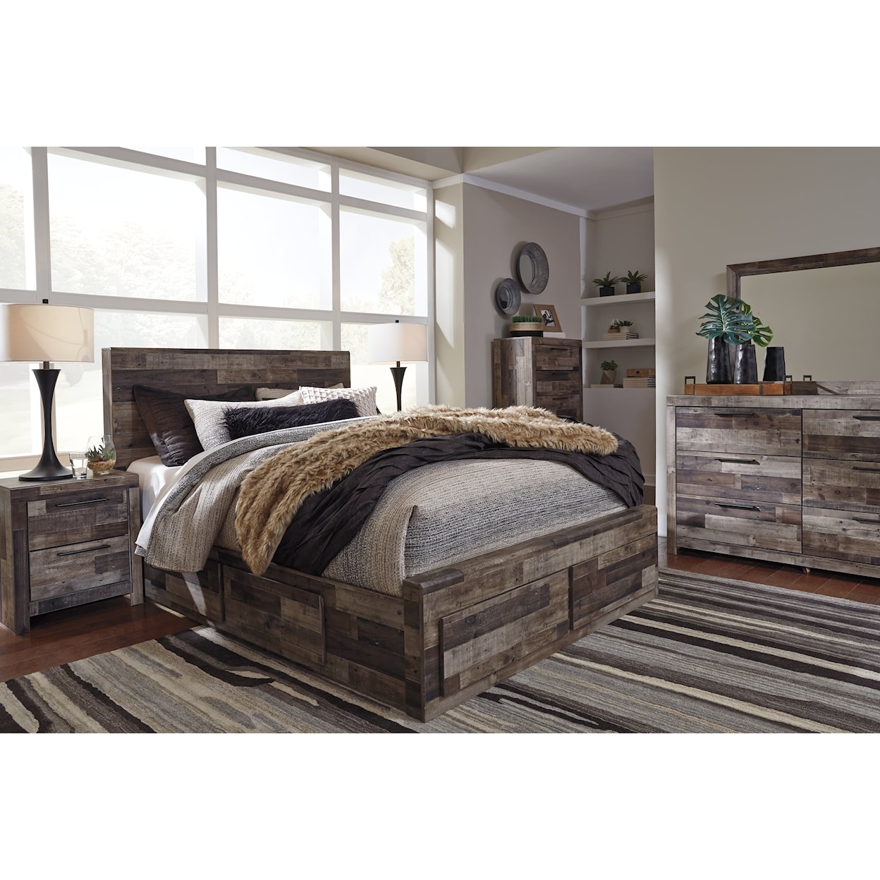 Ashley Furniture Benchcraft Derekson Queen Panel Bed with 4 Storage Drawers