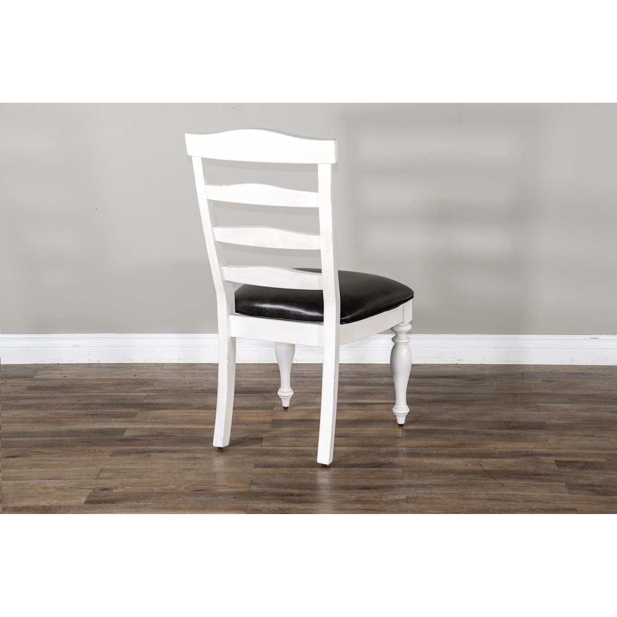 Sunny Designs Carriage House Ladderback Chair