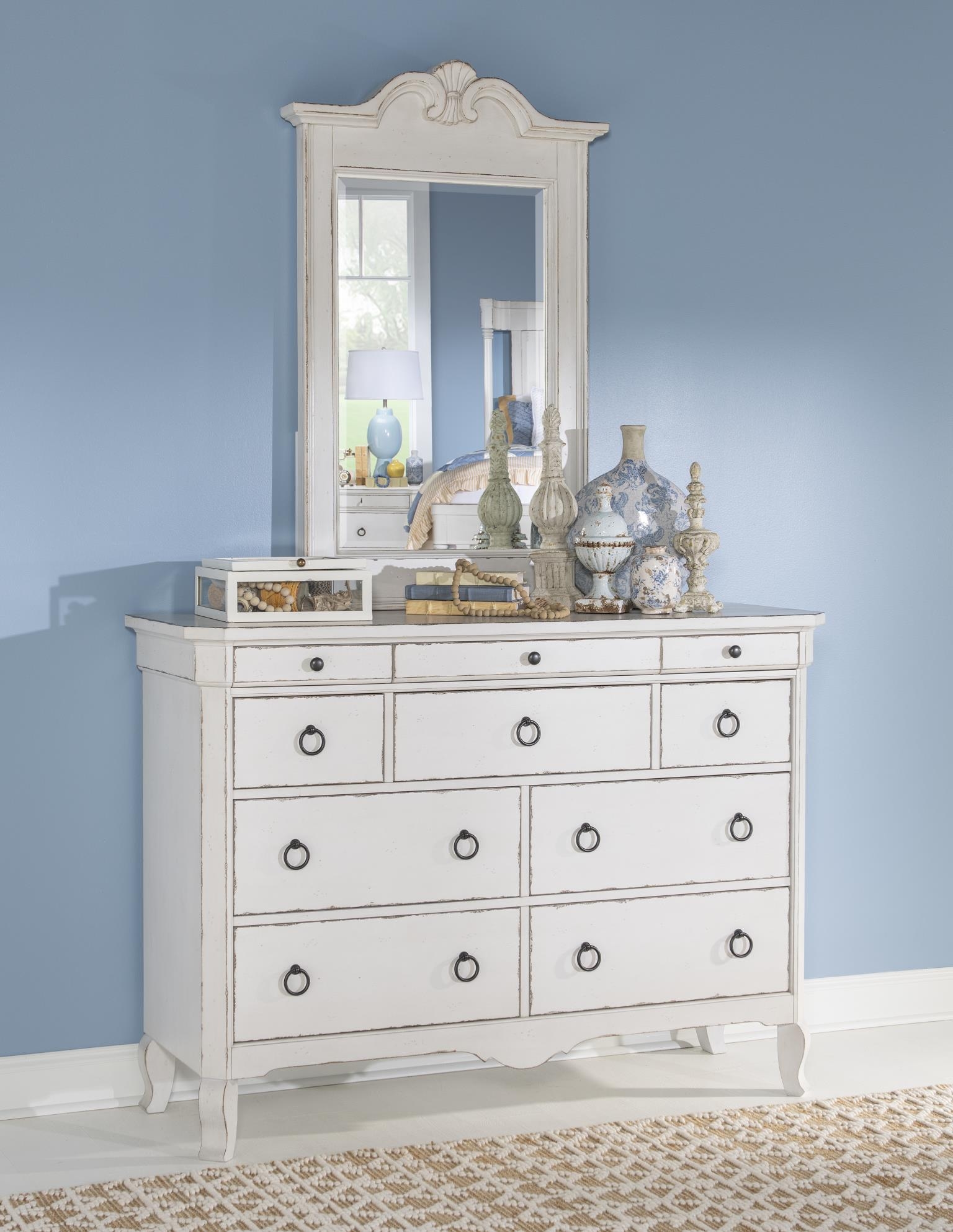 Legacy Classic Vintage Market Dresser 10 Drawers