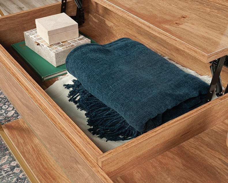 Sauder INTERNATIONAL LUX International Lux Lift-Top Coffee Table