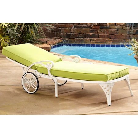 Traditional Outdoor Chaise Lounge with Cushion