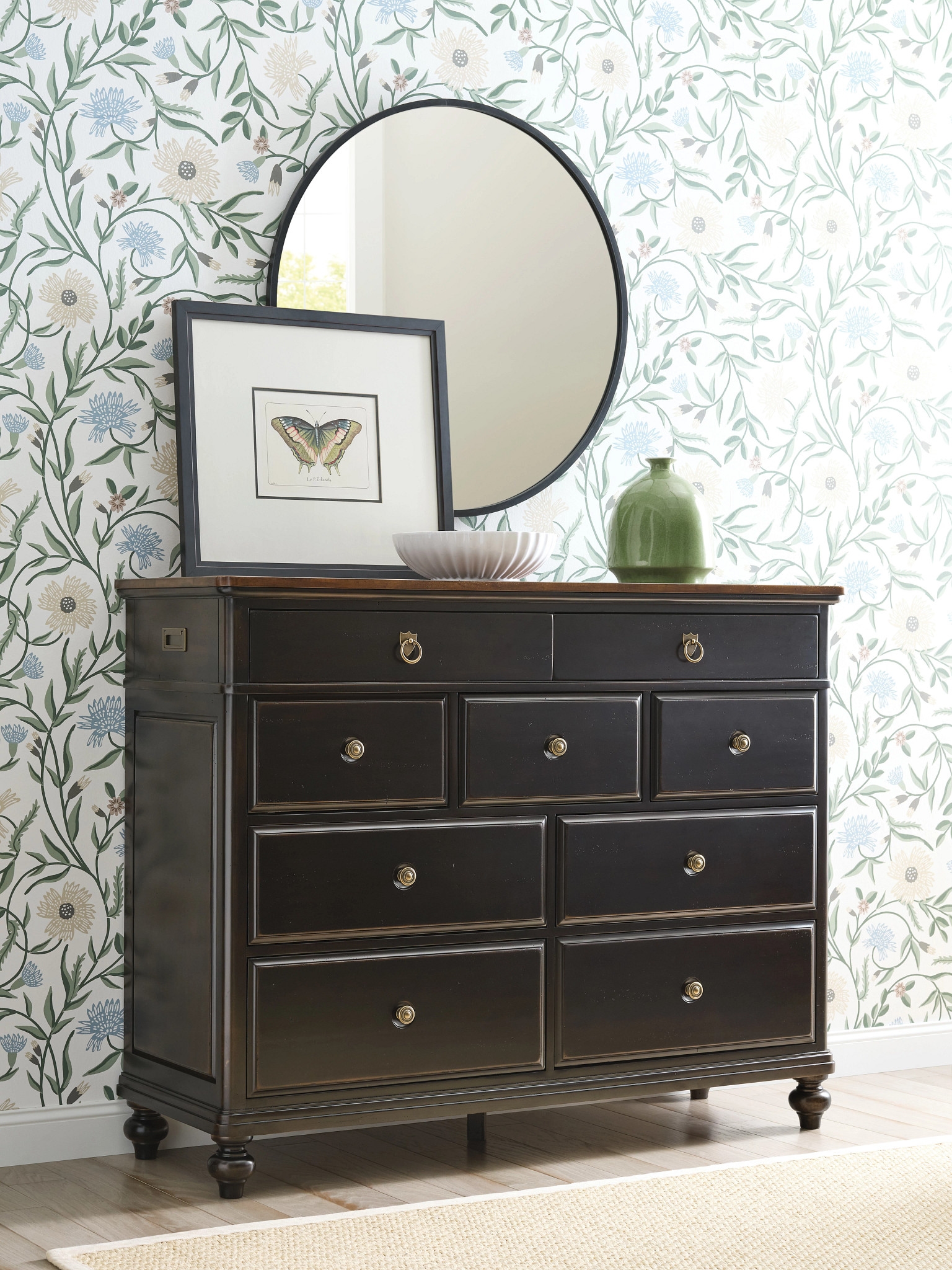 9-Drawer Bureau Dresser