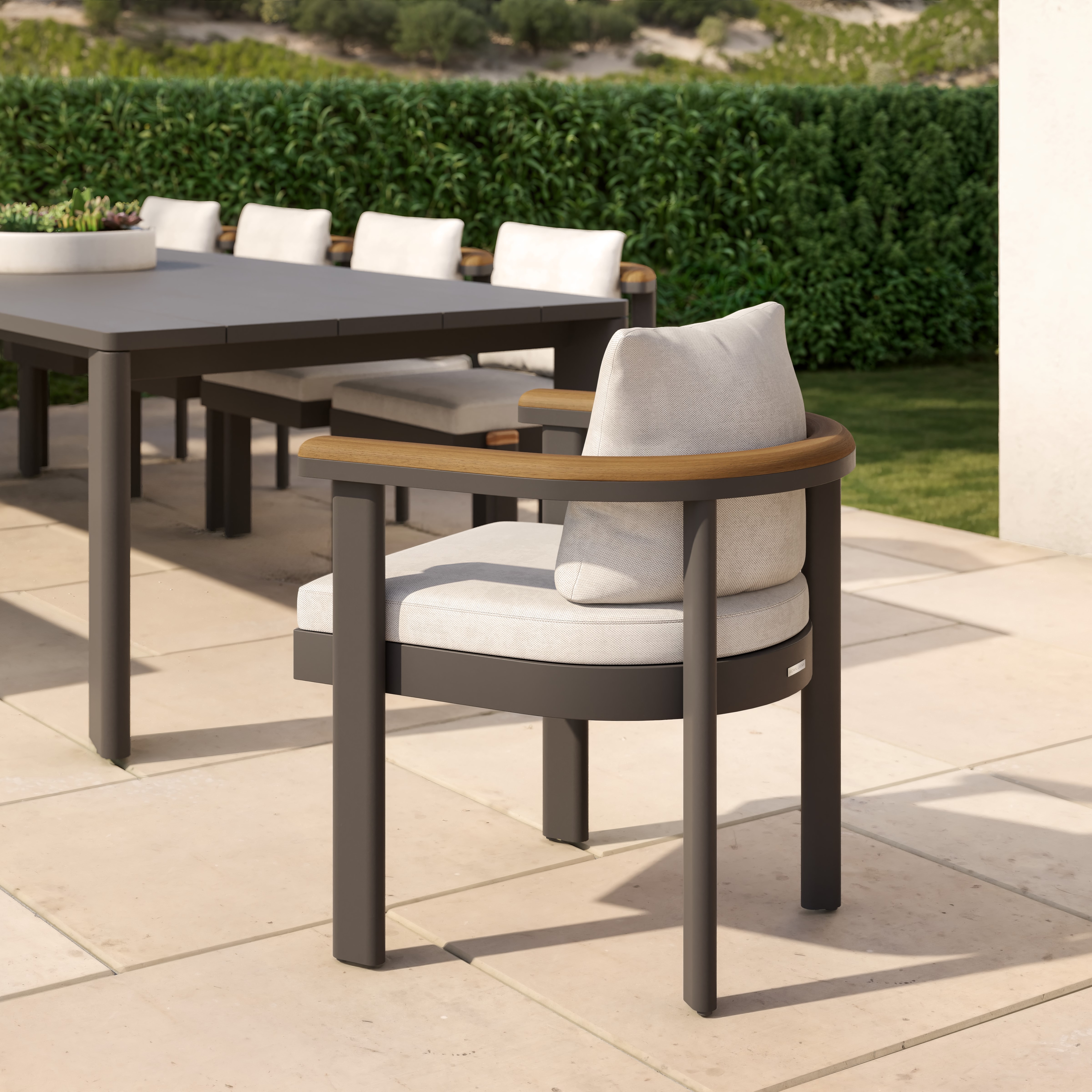 Brown Jordan Luca 8-pc. Modern Aluminum Dining Set w/Bench