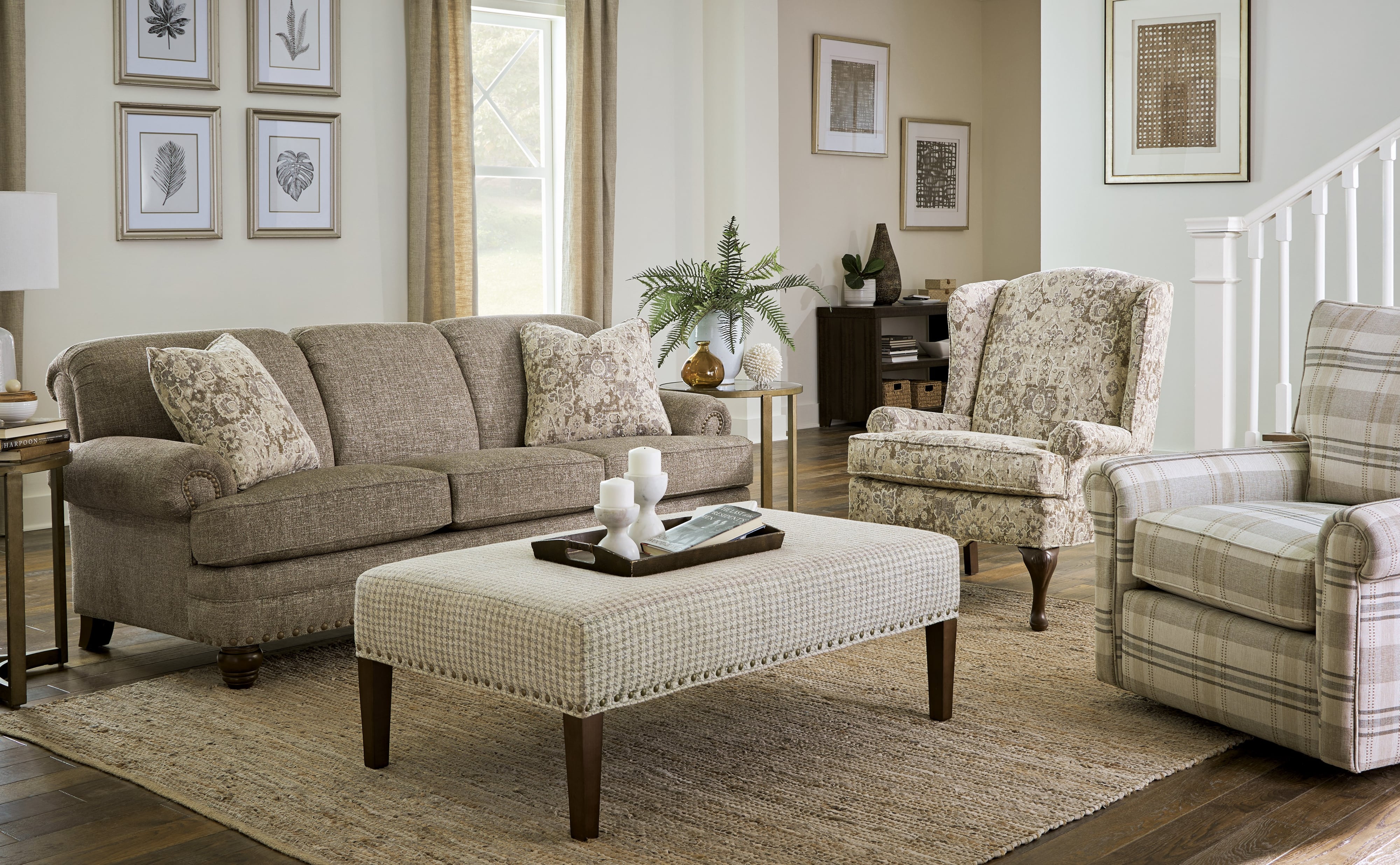 Craftmaster 7281 Sofa