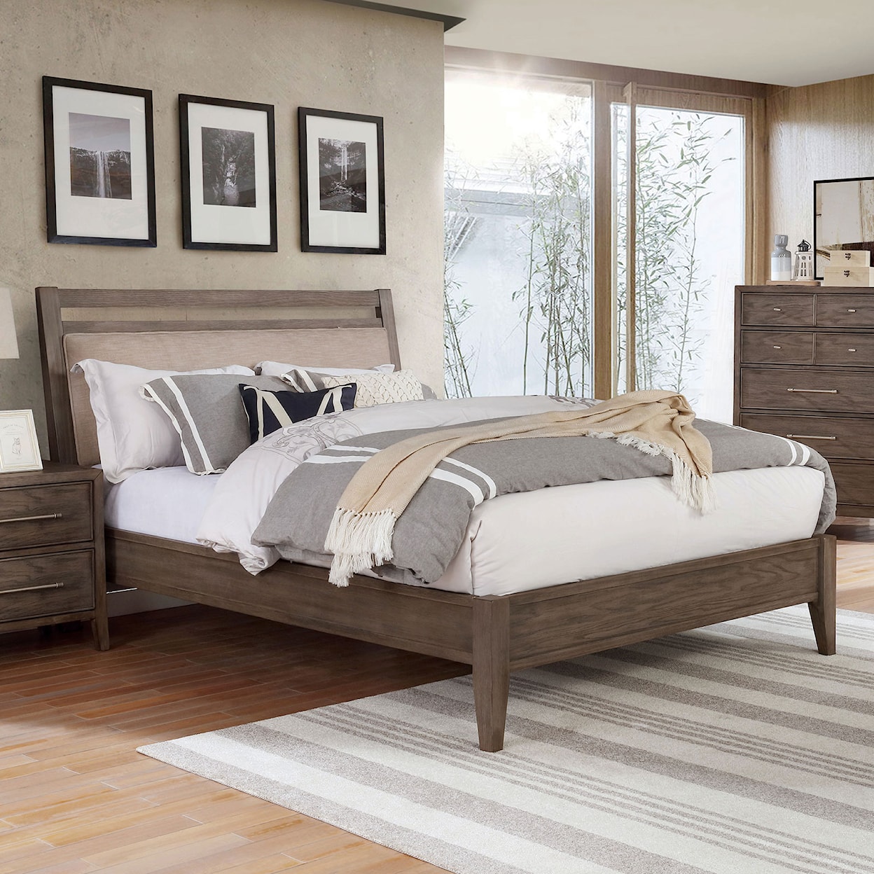 Furniture of America Tawana King Bed