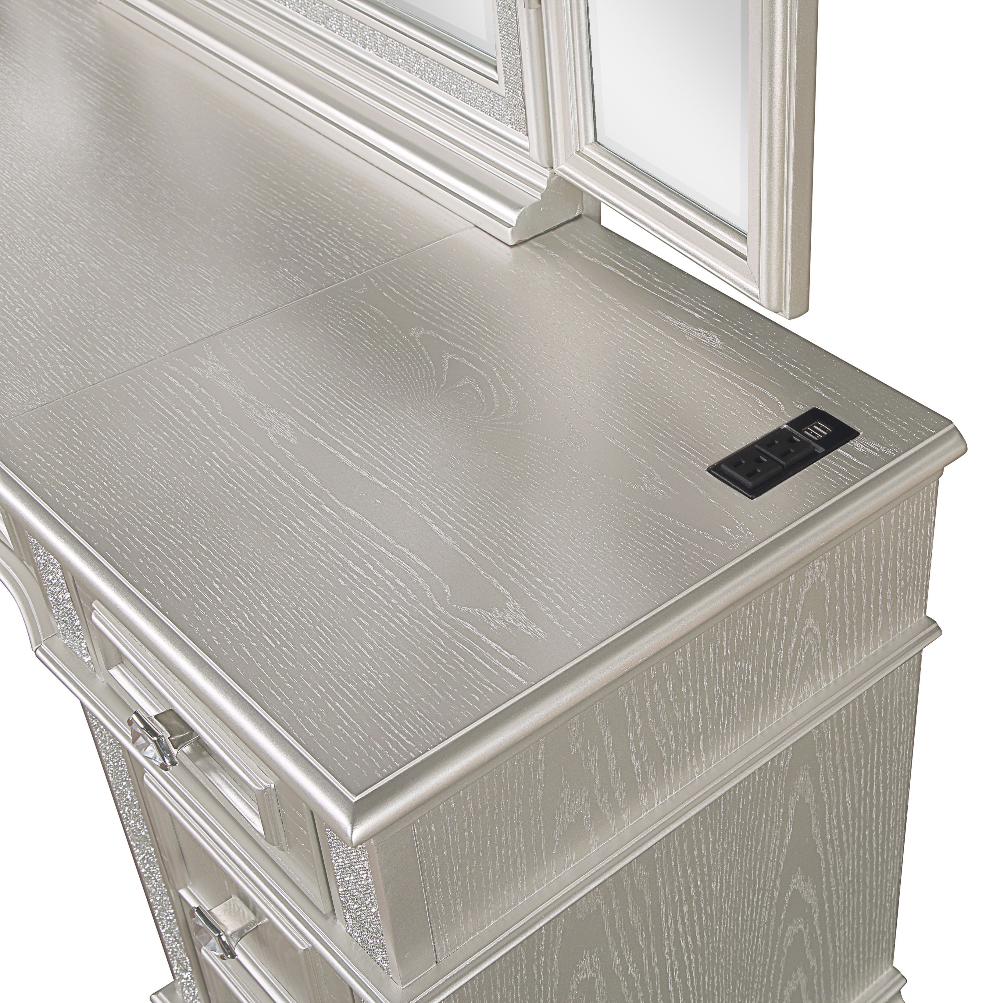 Coaster Evangeline 4-drawer Vanity Desk Makeup Table