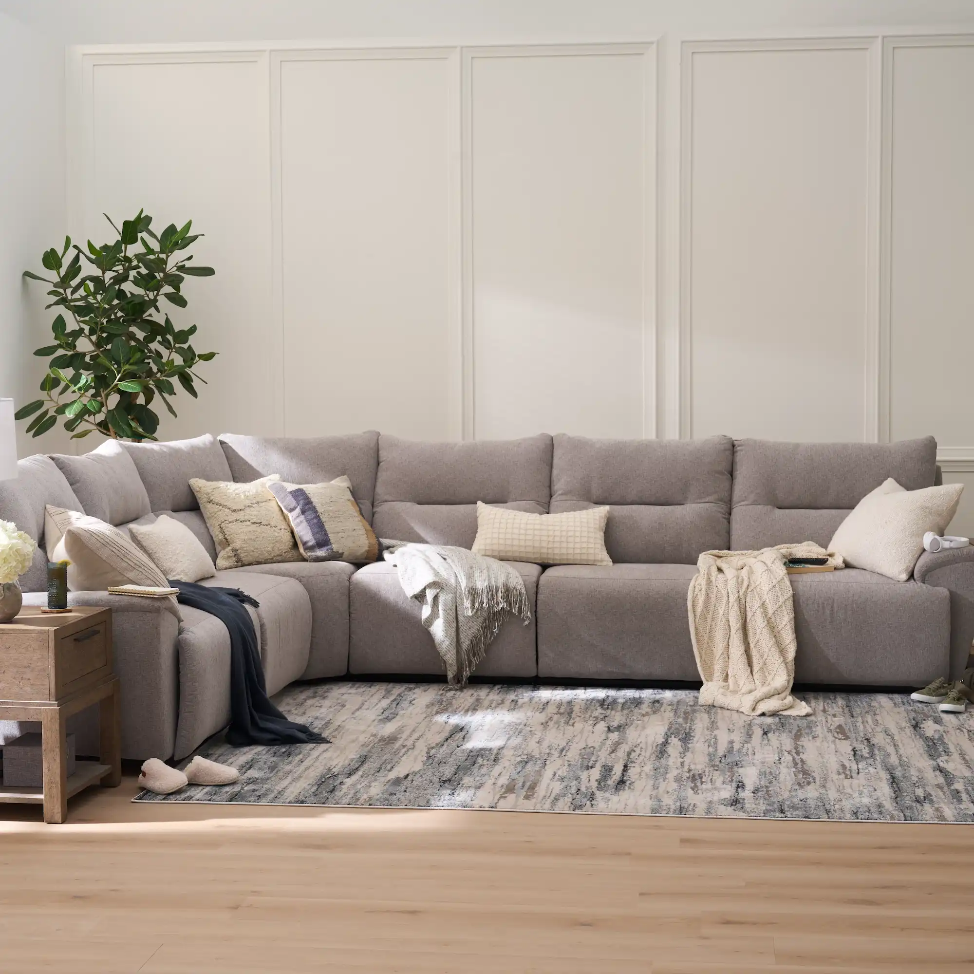 4-Piece Reclining Sectional Sofa