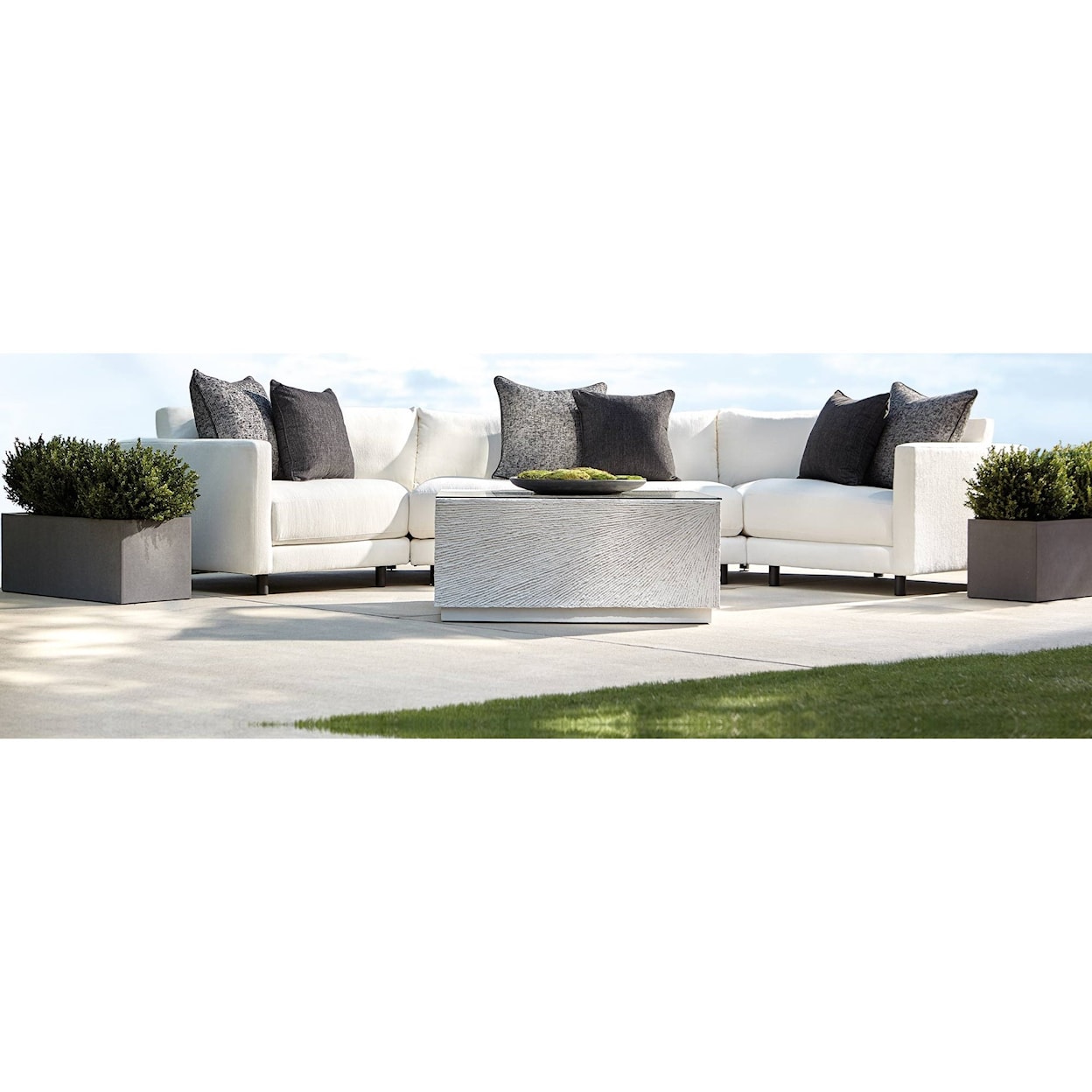 Bernhardt Bernhardt Exteriors 3-Piece Sectional