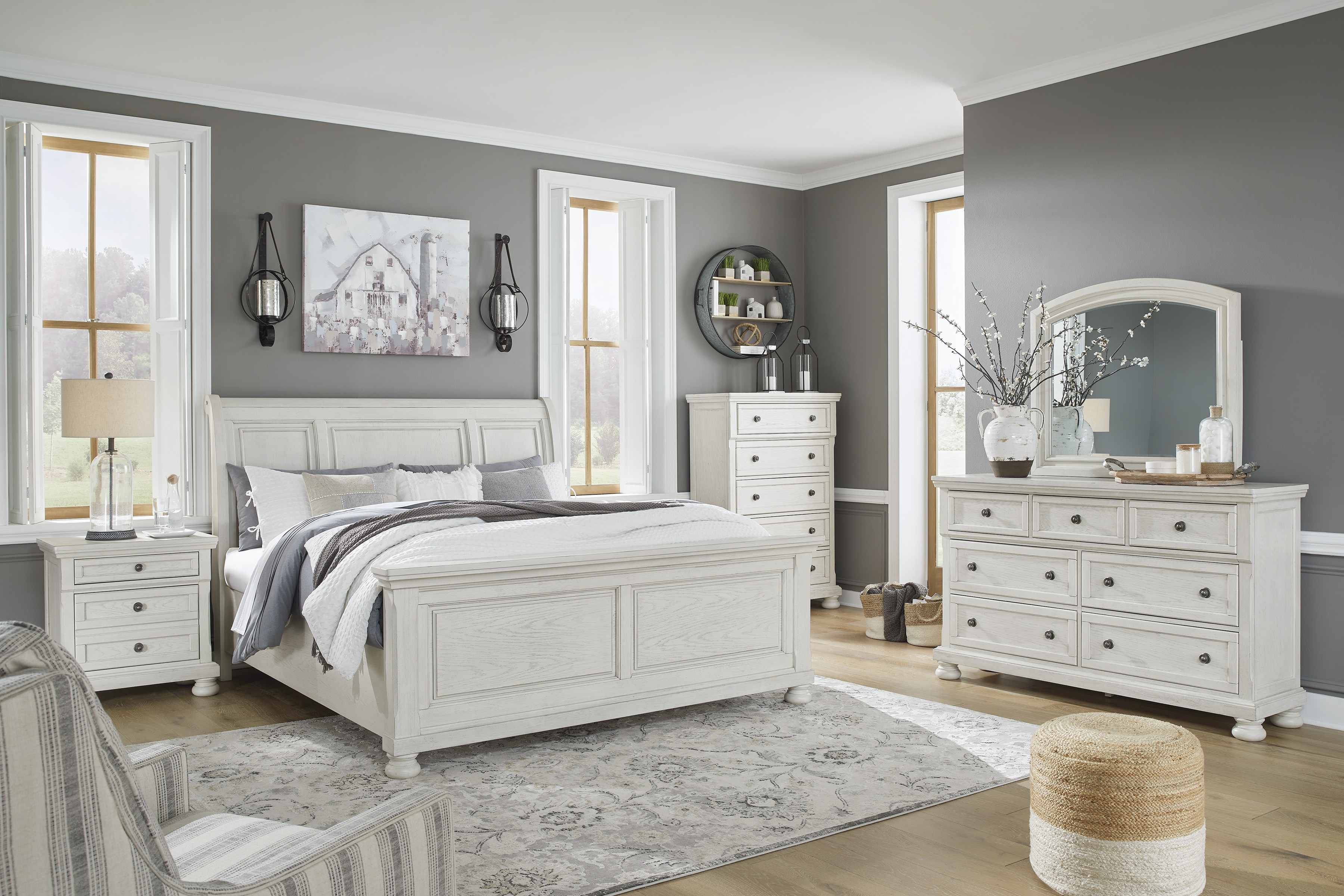 Signature Design By Ashley Robbinsdale B742B23 Queen Sleigh Bed | Royal ...