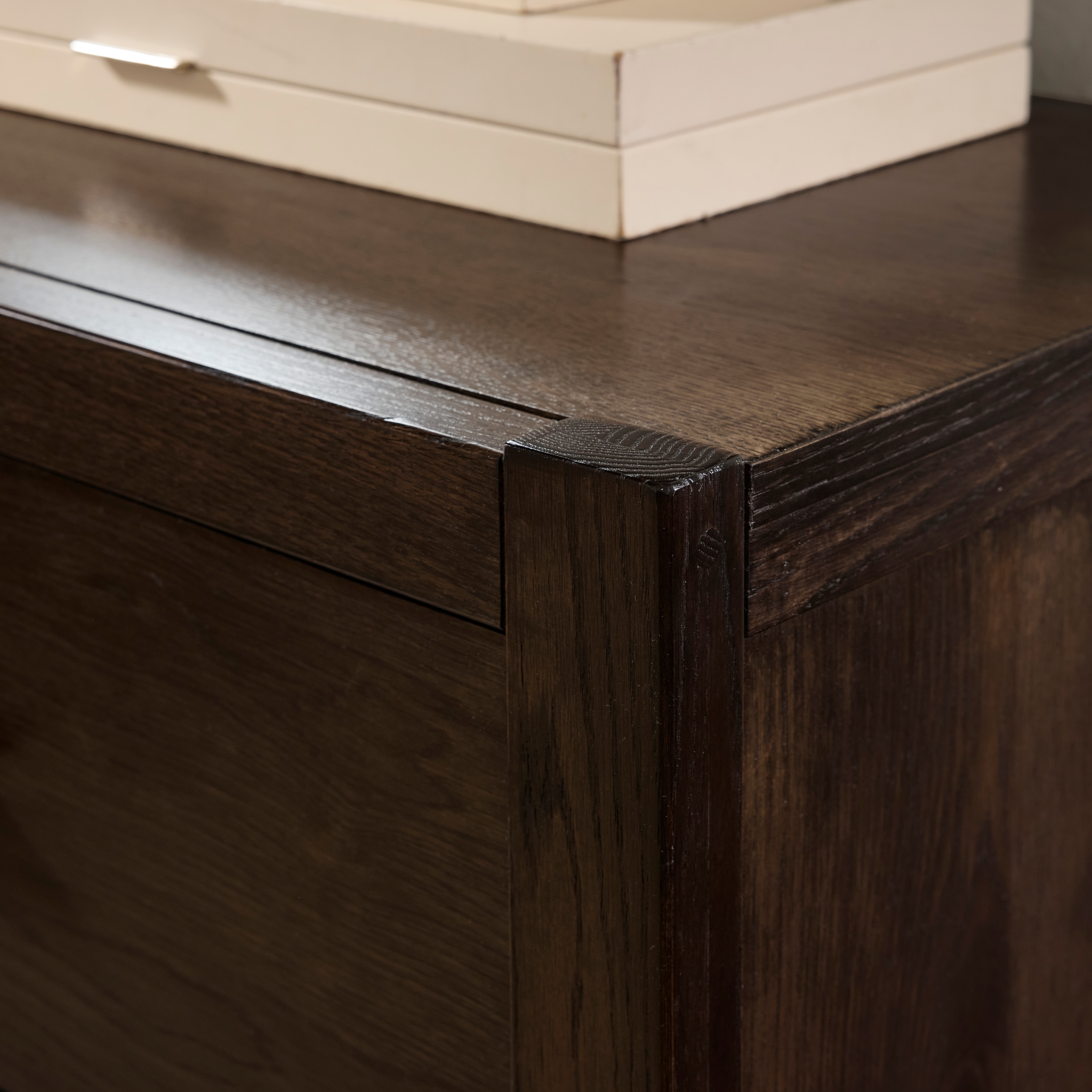 Vaughan-Bassett Lodge & Loft 6-Drawer Dresser